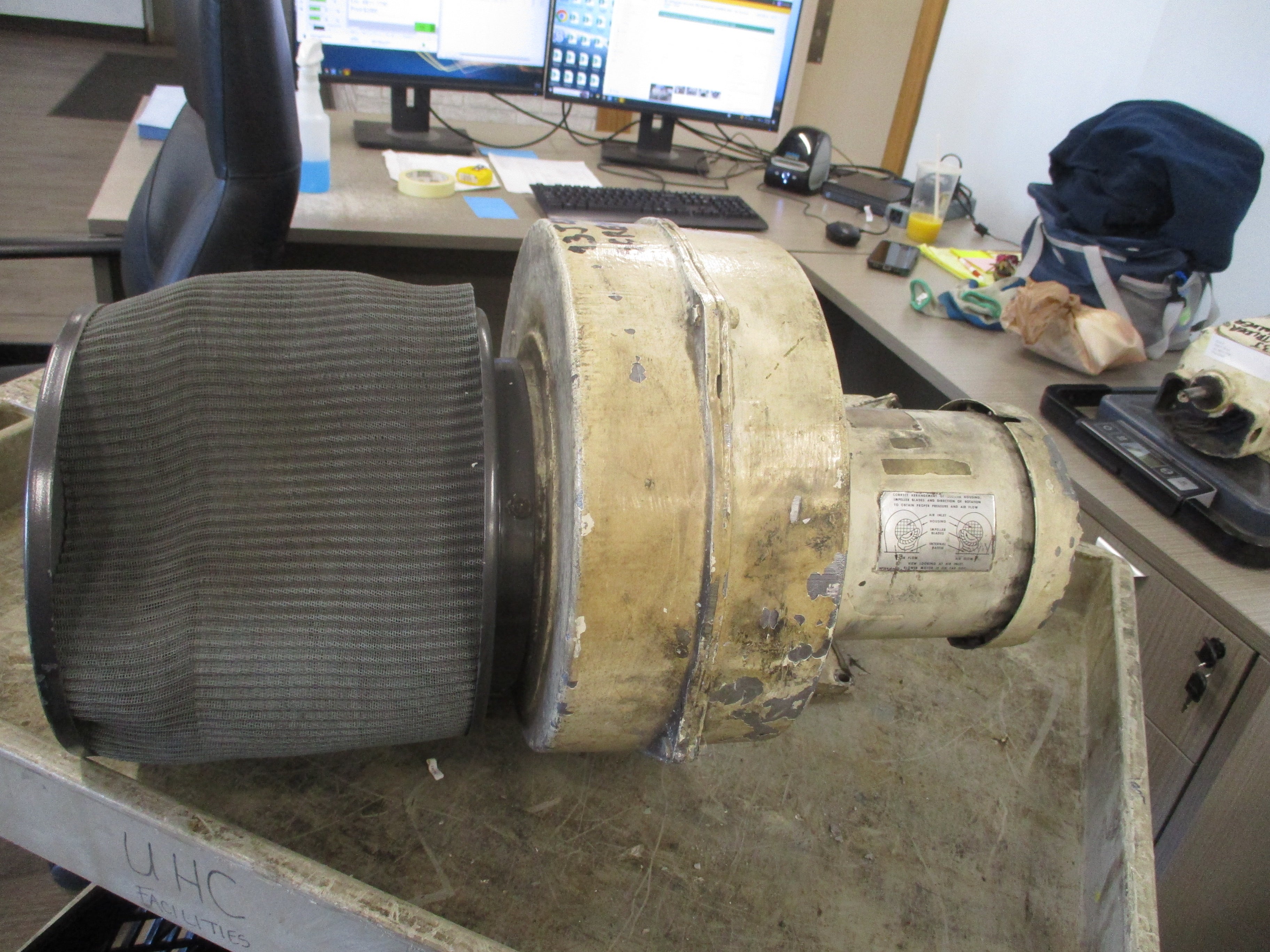 GE AC Motor 5K42HG2669 1/2HP 230/460V 1725RPM Frame 56C 60Hz 3Ph 2.4/1.2A W/Blow