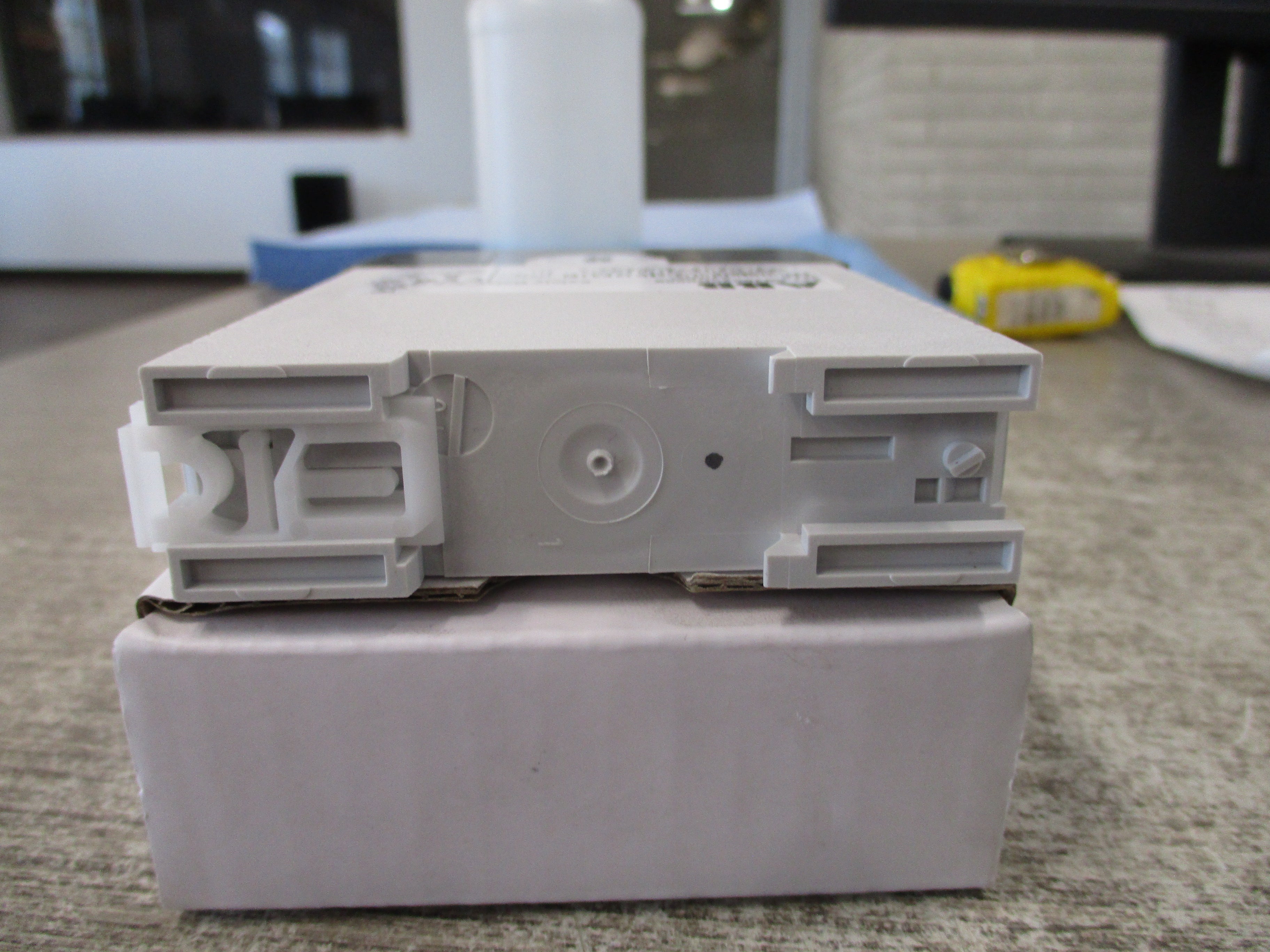 ABB RT9 Safety Relay 2TLA010029R0000 24VDC New Surplus