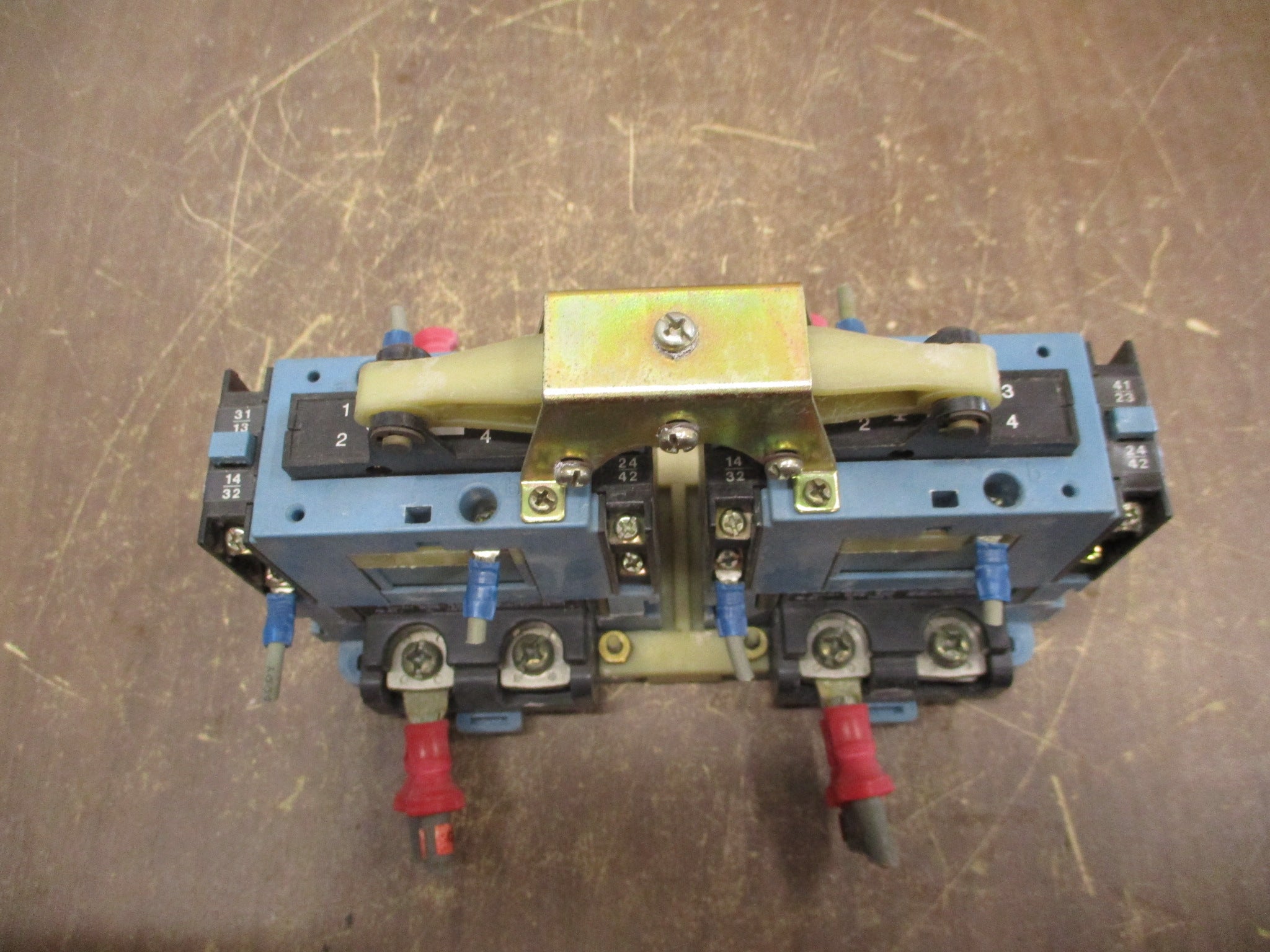 Kraus & Naimer Reversing Contactor R26 120V Coil 50A 600V Used