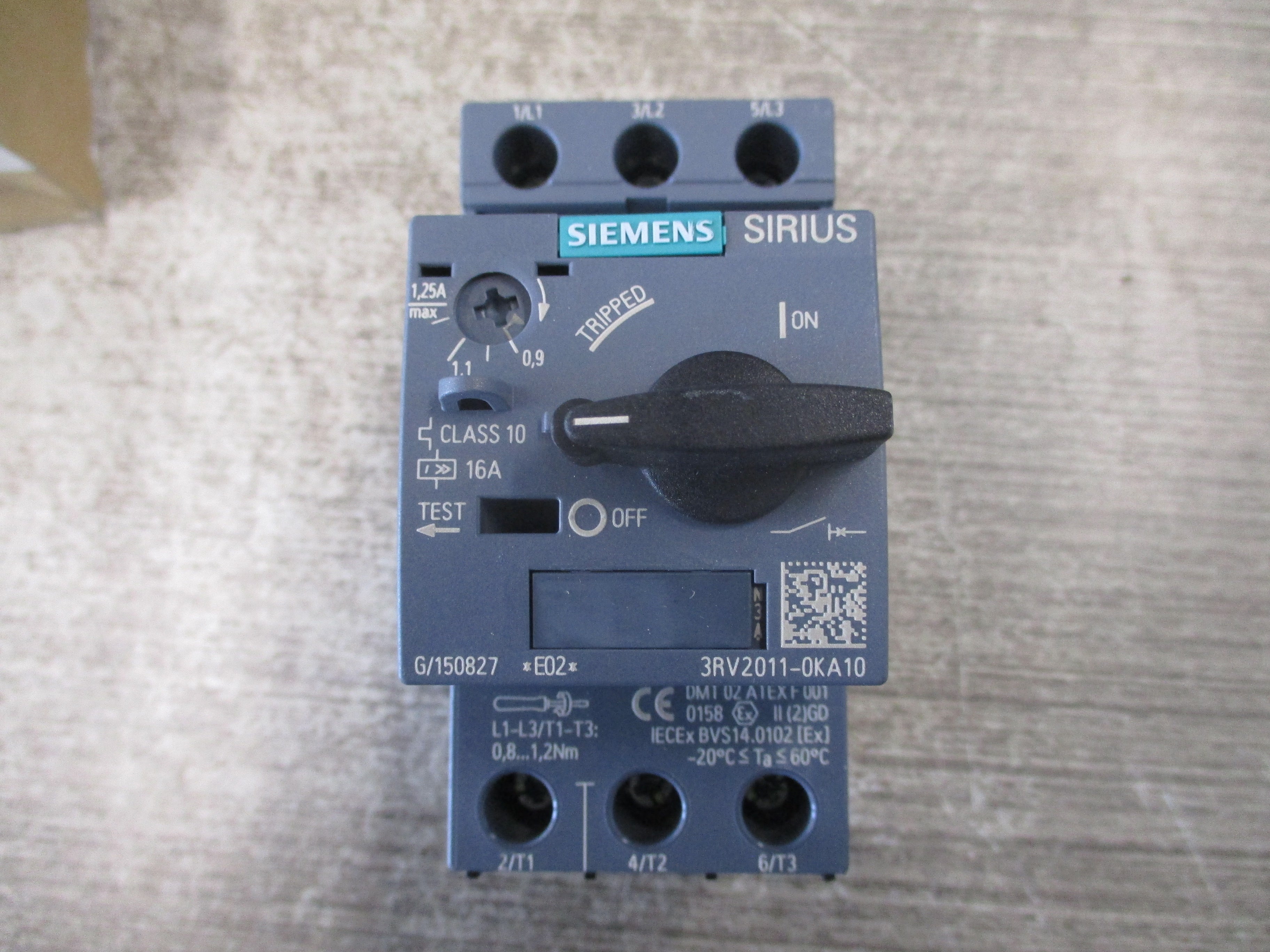 Siemens Manual Motor Protector 3RV2011-0KA10 Trip: 0.9-1.25A New Surplus