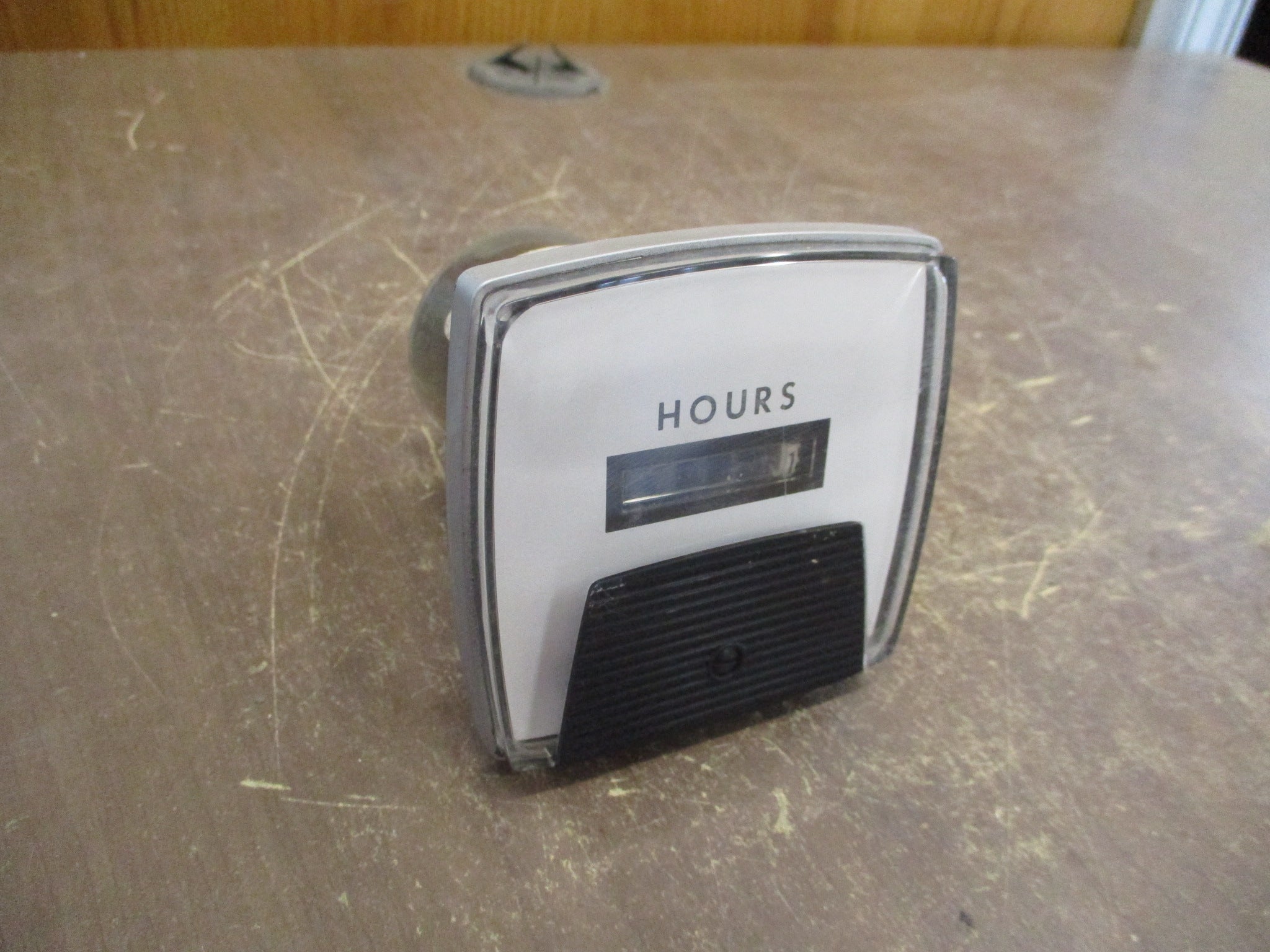GE Hour Meter 50-240311AAAB1 120V 60Hz Used