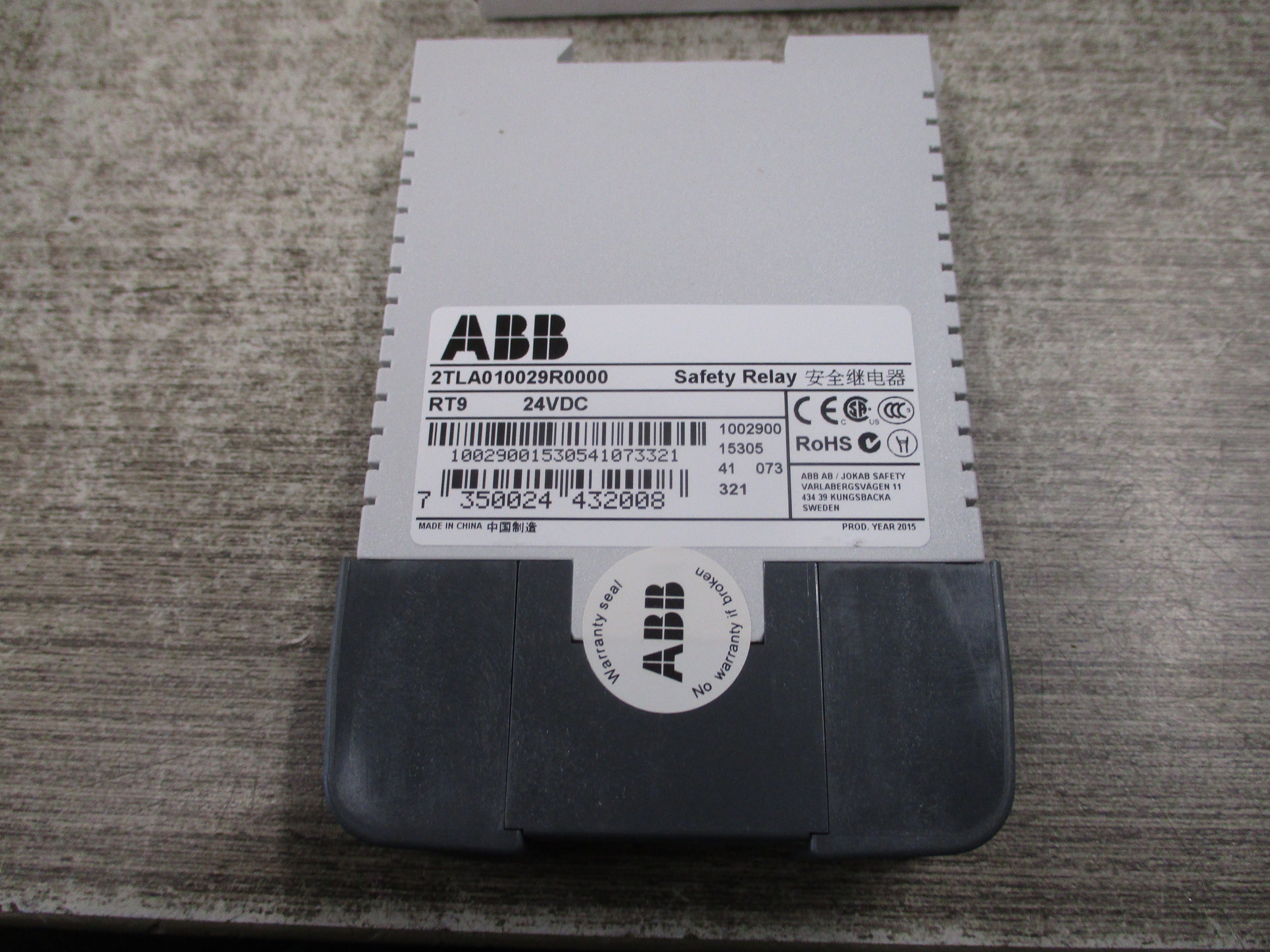 ABB RT9 Safety Relay 2TLA010029R0000 24VDC New Surplus