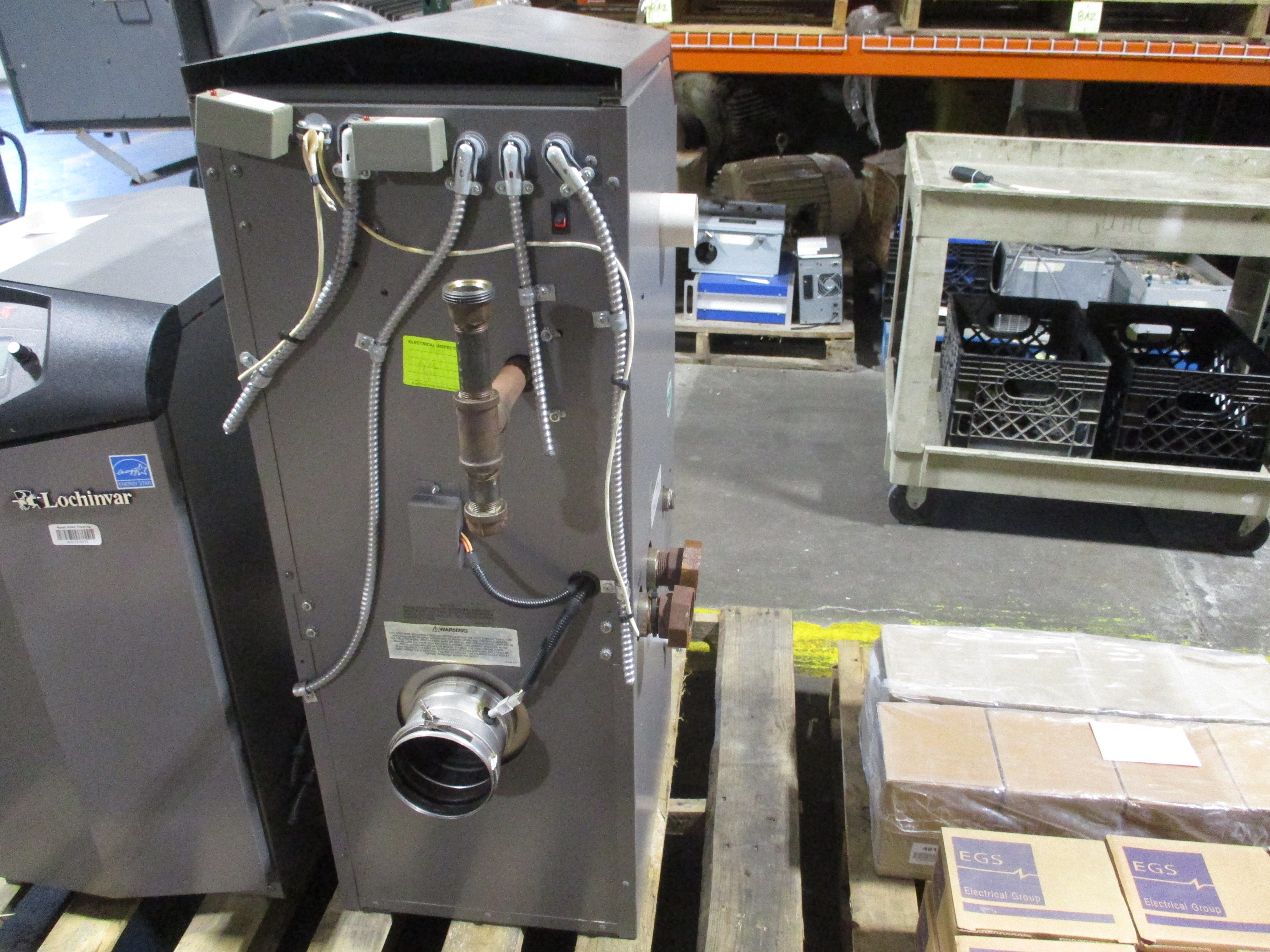 Lochinvar Knight Natural Gas Water Tube Boiler KBN286 Heating Capacity: 259,000BTU Used