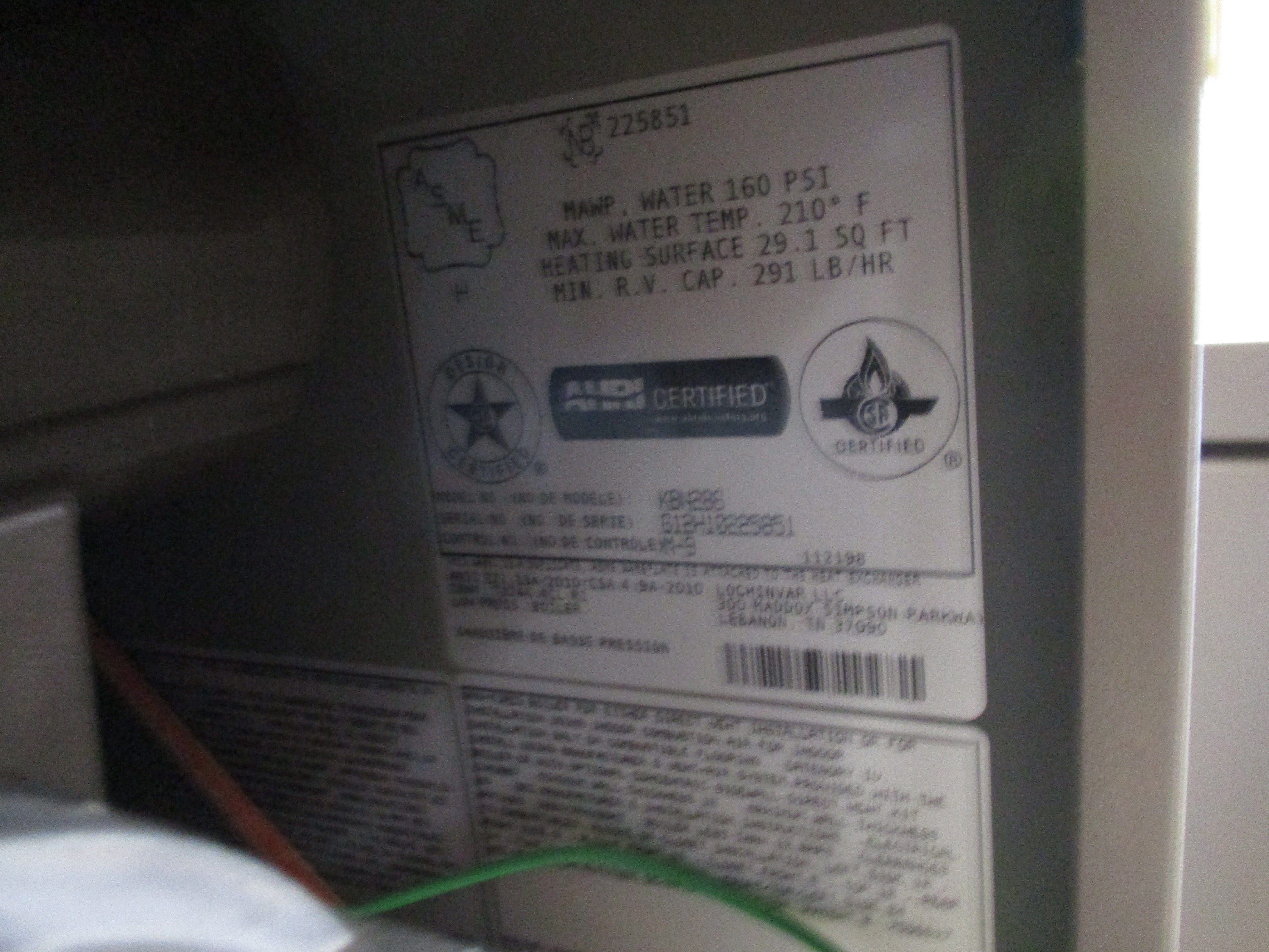 Lochinvar Knight Natural Gas Water Tube Boiler KBN286 Heating Capacity: 259,000BTU Used