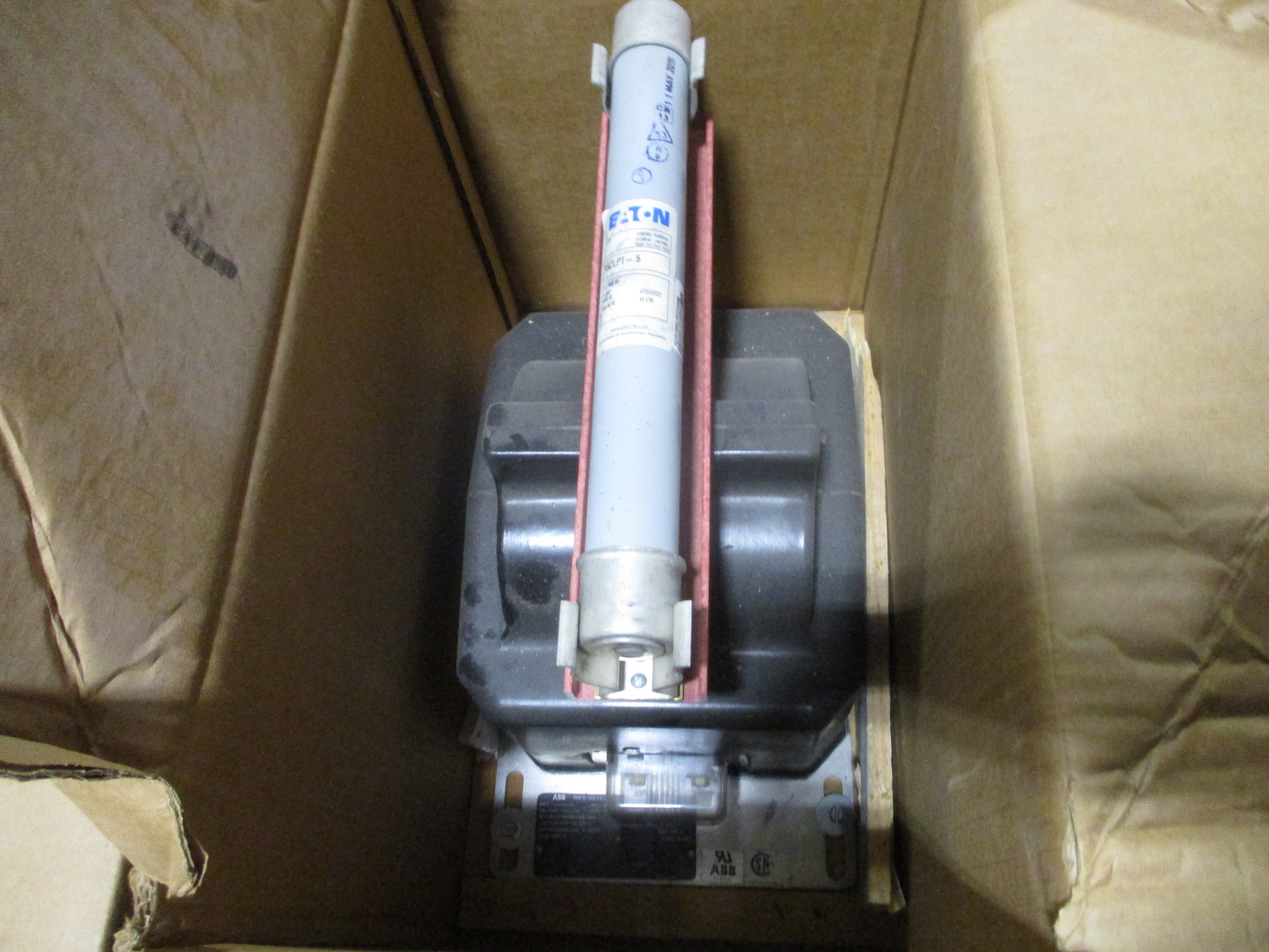 ABB VIZ-11 Voltage Transformer 7525A68G05 Pri: 7200V/12470GY Ratio 60:1 New Surplus
