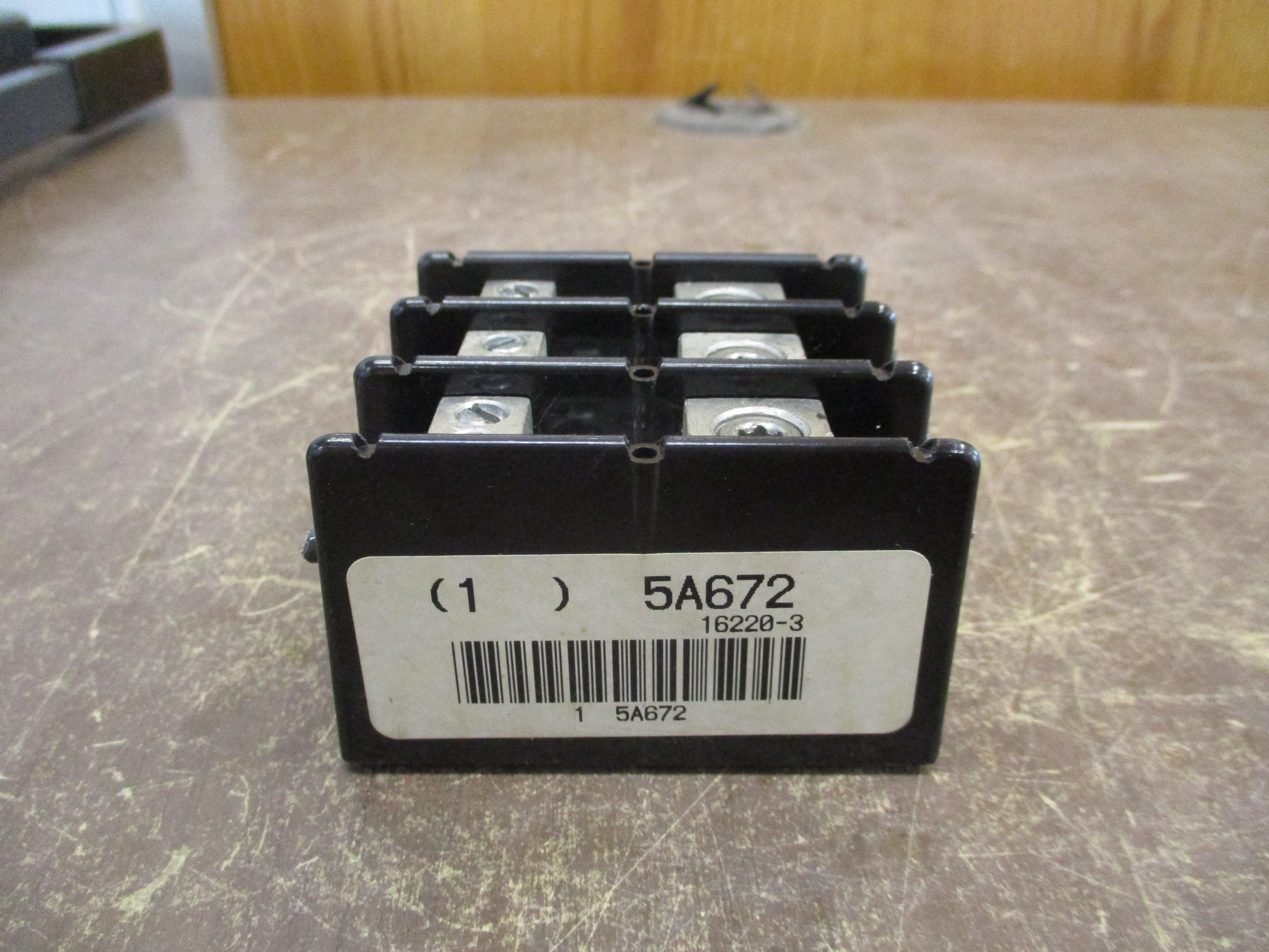 Buss Power Distribution Block 16220-3 175A 600V 3P Line: 2/0-14 Used