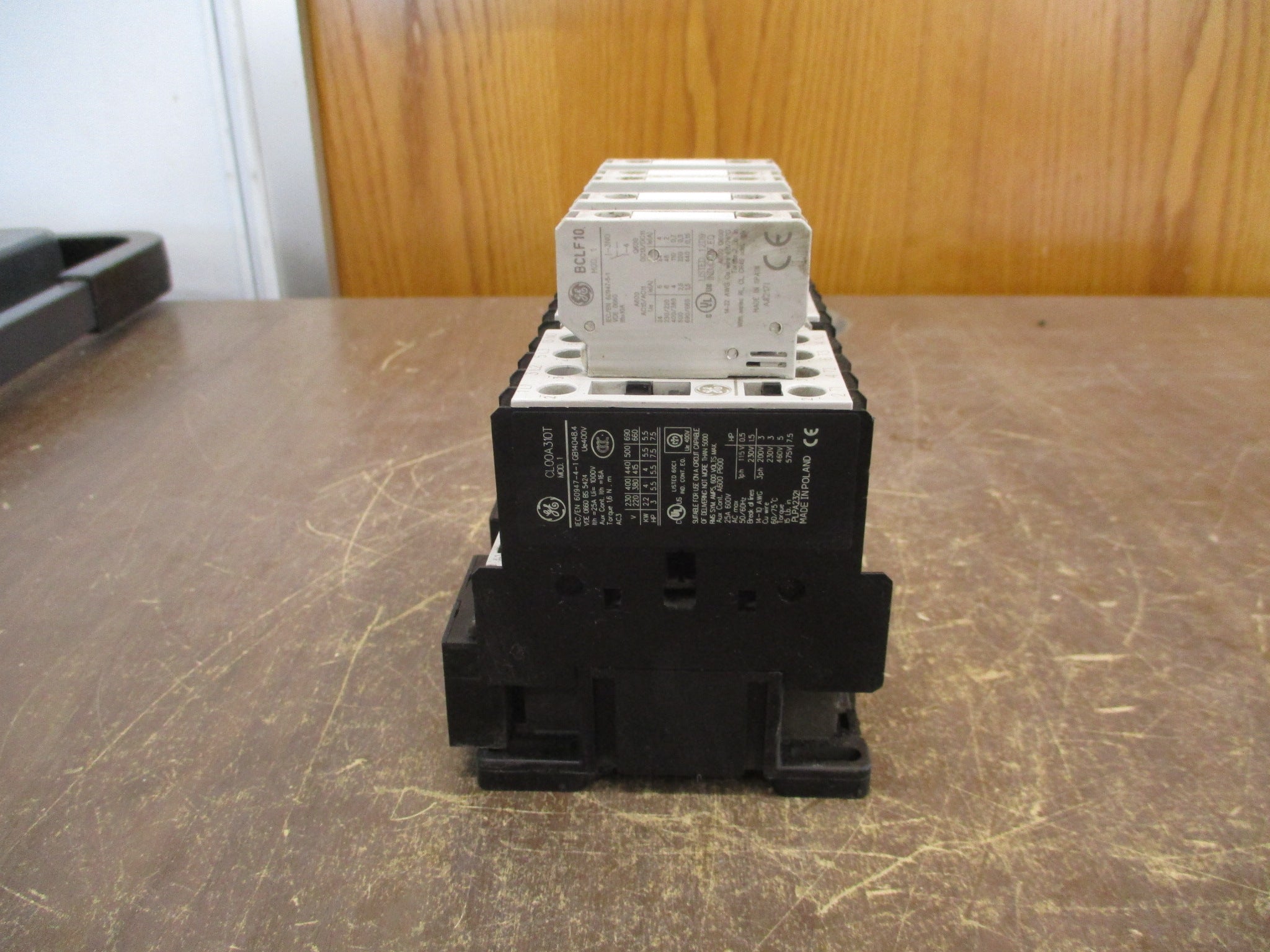 GE Reversing Contactor CL00A310T 120V Coil 25A 600V (5) Aux Contacts Used