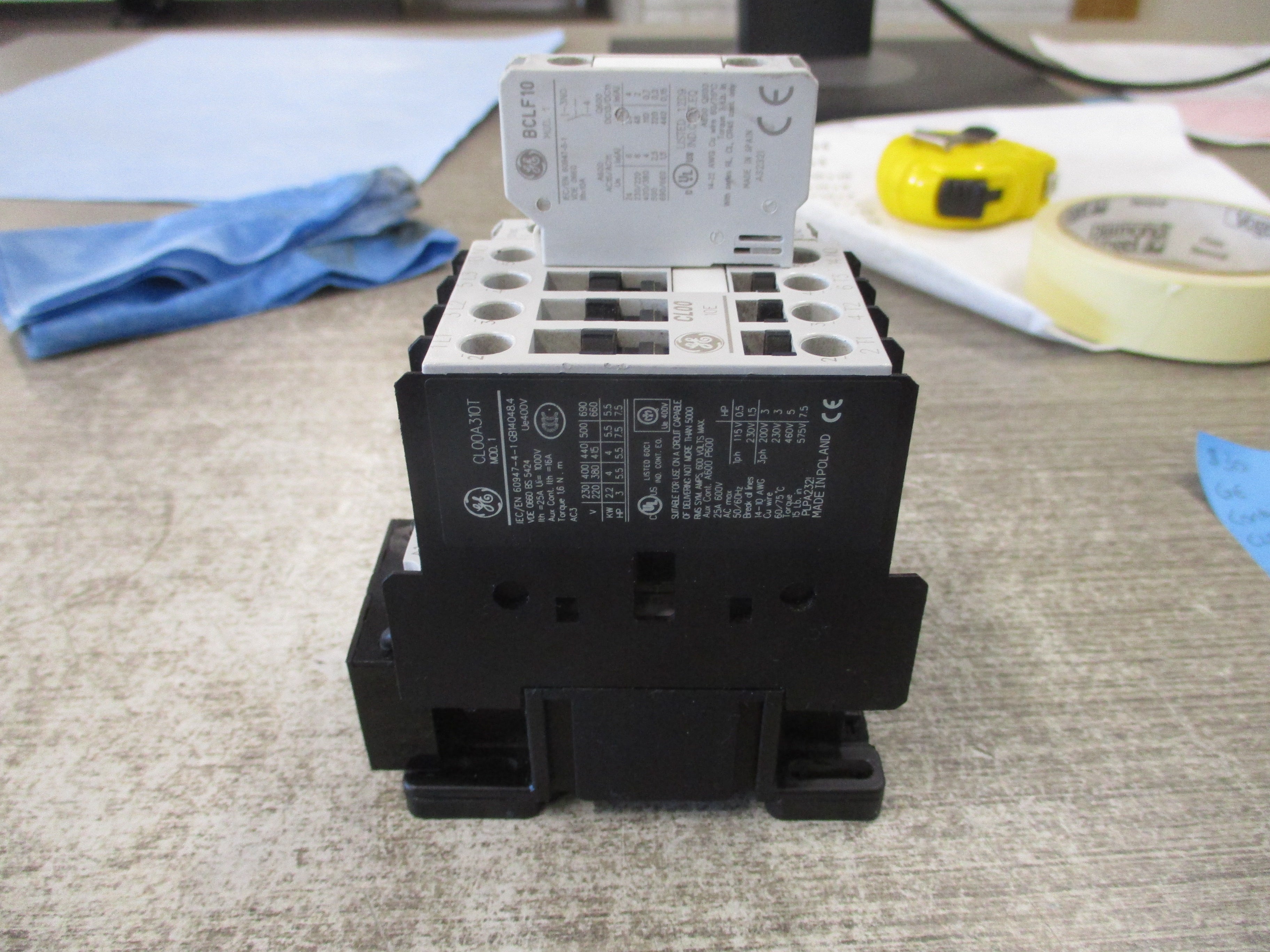 GE Contactor CL00A310T 120V Coil 25A 600V (1) Aux Contact W/Coupler Used