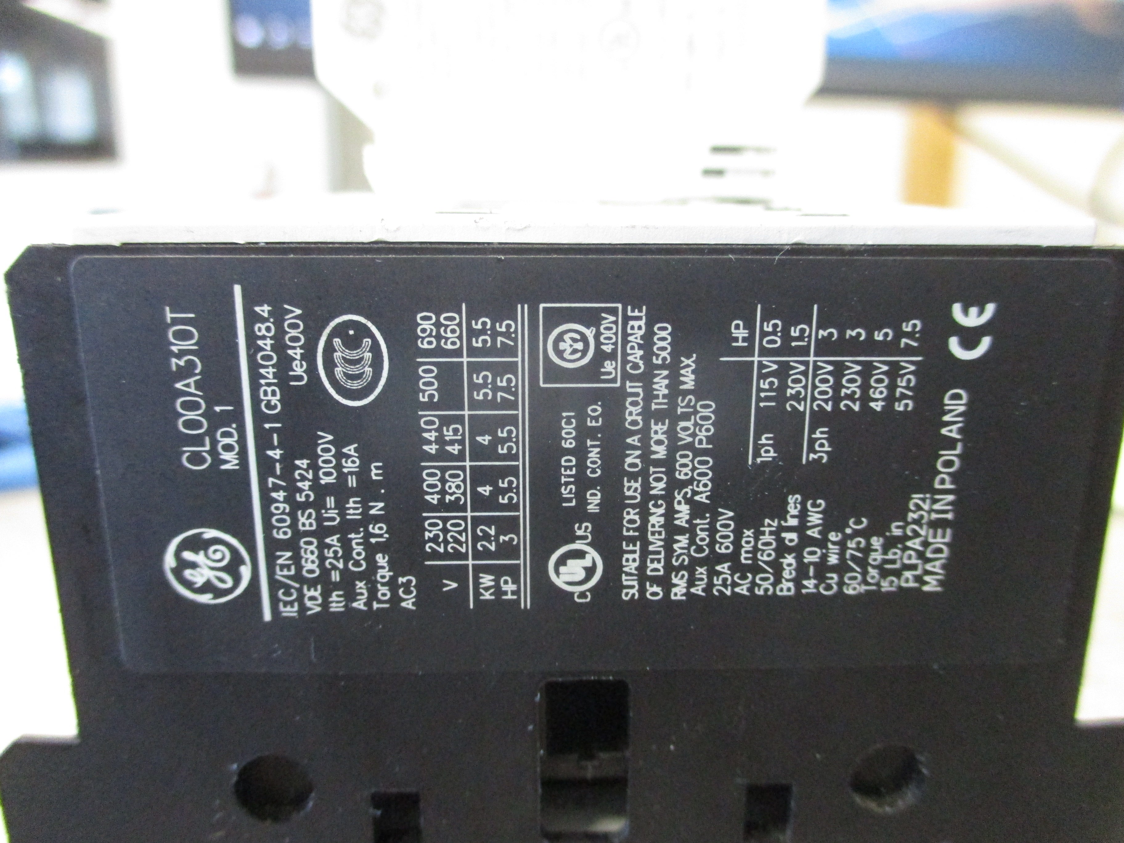 GE Contactor CL00A310T 120V Coil 25A 600V (1) Aux Contact W/Coupler Used