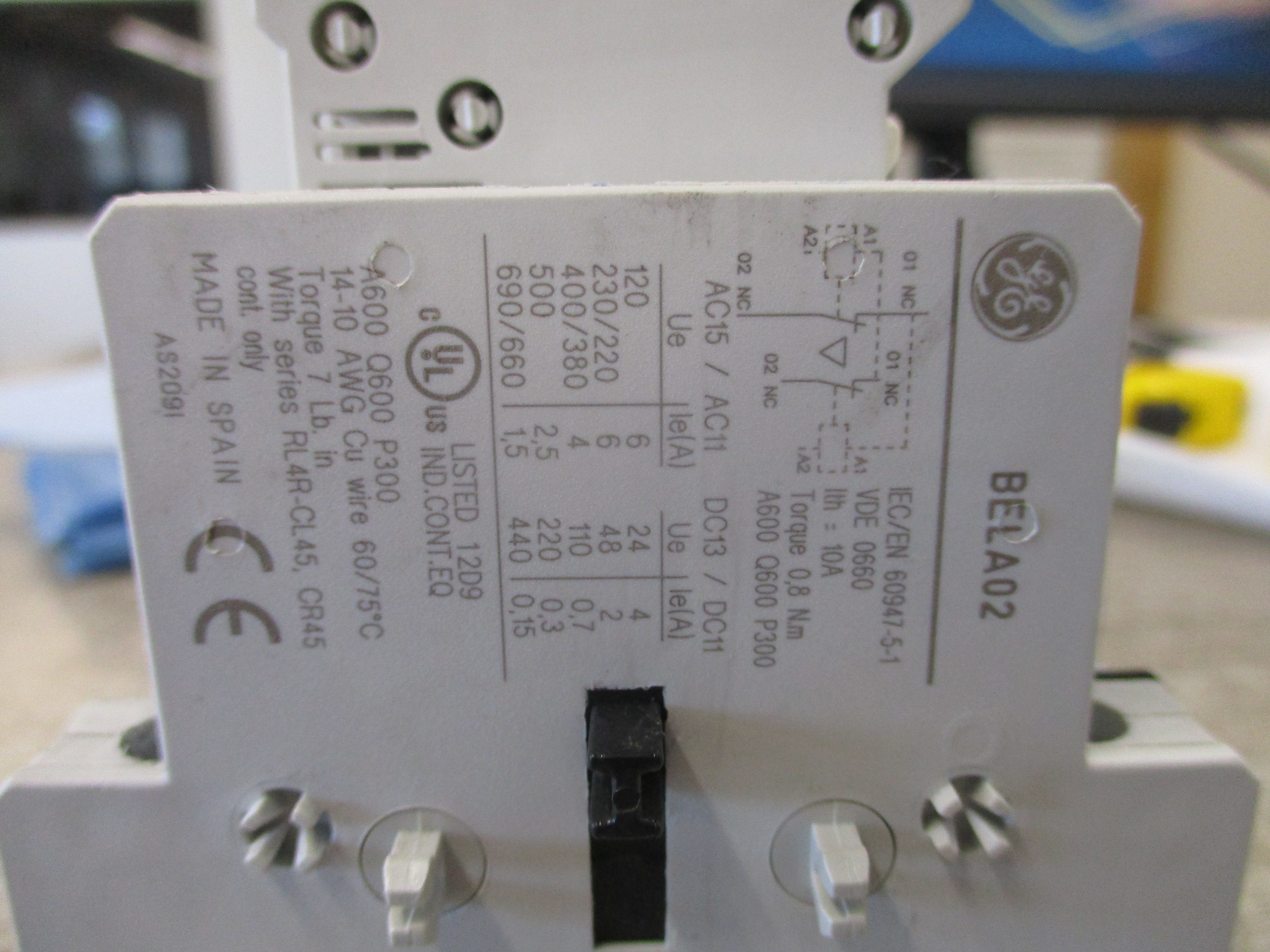 GE Contactor CL00A310T 120V Coil 25A 600V (1) Aux Contact W/Coupler Used