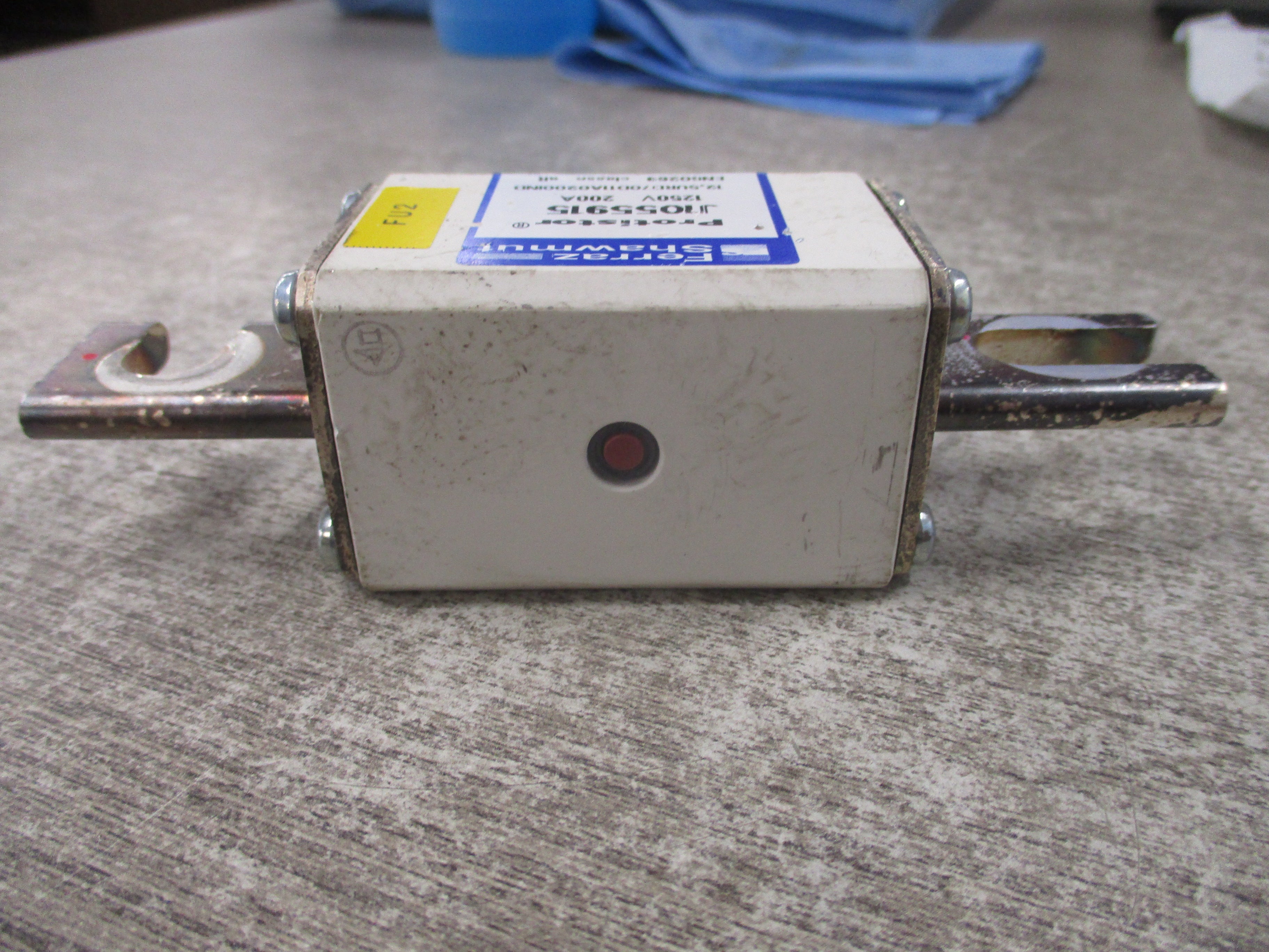 Ferraz Shawmut Protistor Fuse J1055915 200A 1250V Used