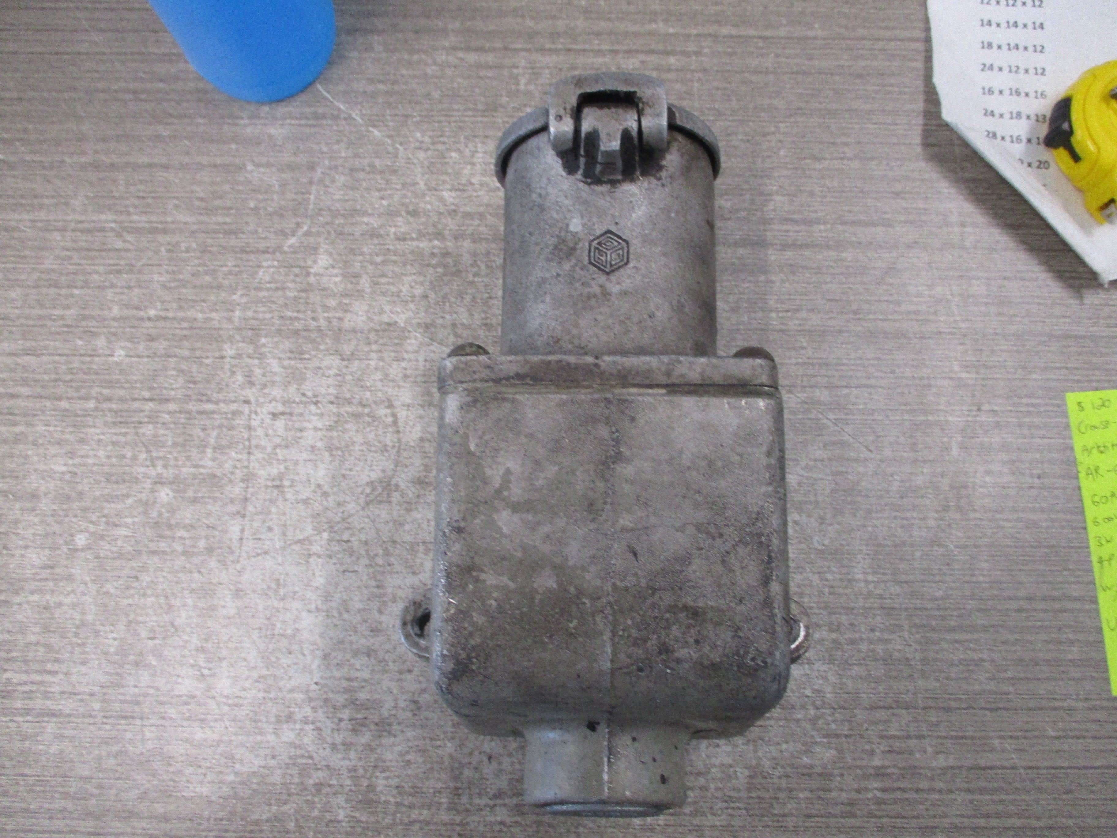 Crouse-Hinds Arktite Receptacle AR-642 60A 600V 3W 4P W/Base Used