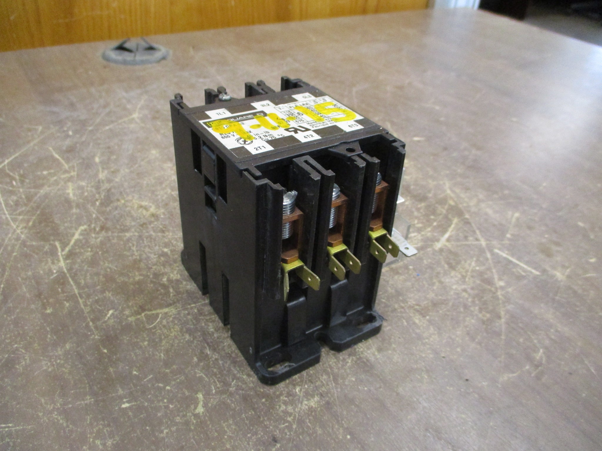 Square D Contactor 8910 DPA 63 Ser. B 120V Coil 60A w/ Aux Contact Used