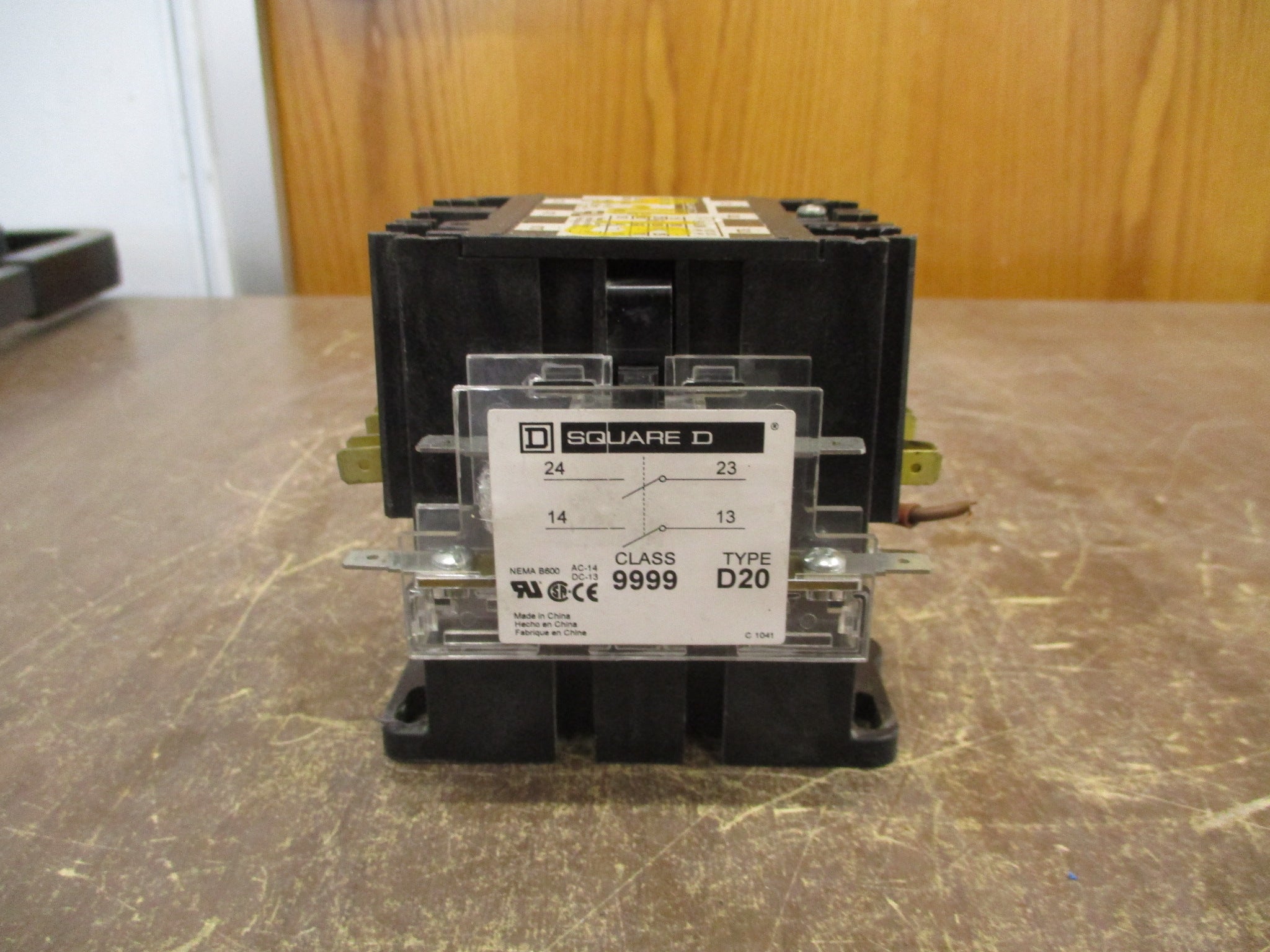 Square D Contactor 8910 DPA 63 Ser. B 120V Coil 60A w/ Aux Contact Used