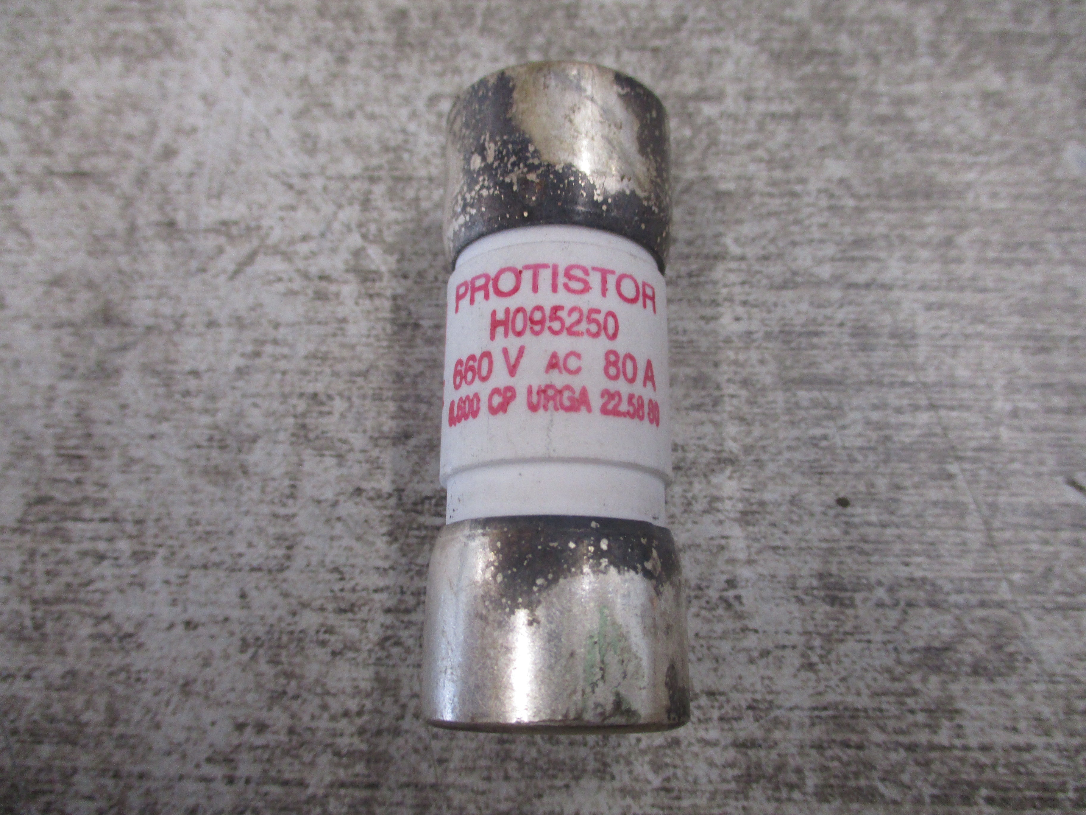 Ferraz Shawmut Protistor Fuse H095250 80A 660V Used