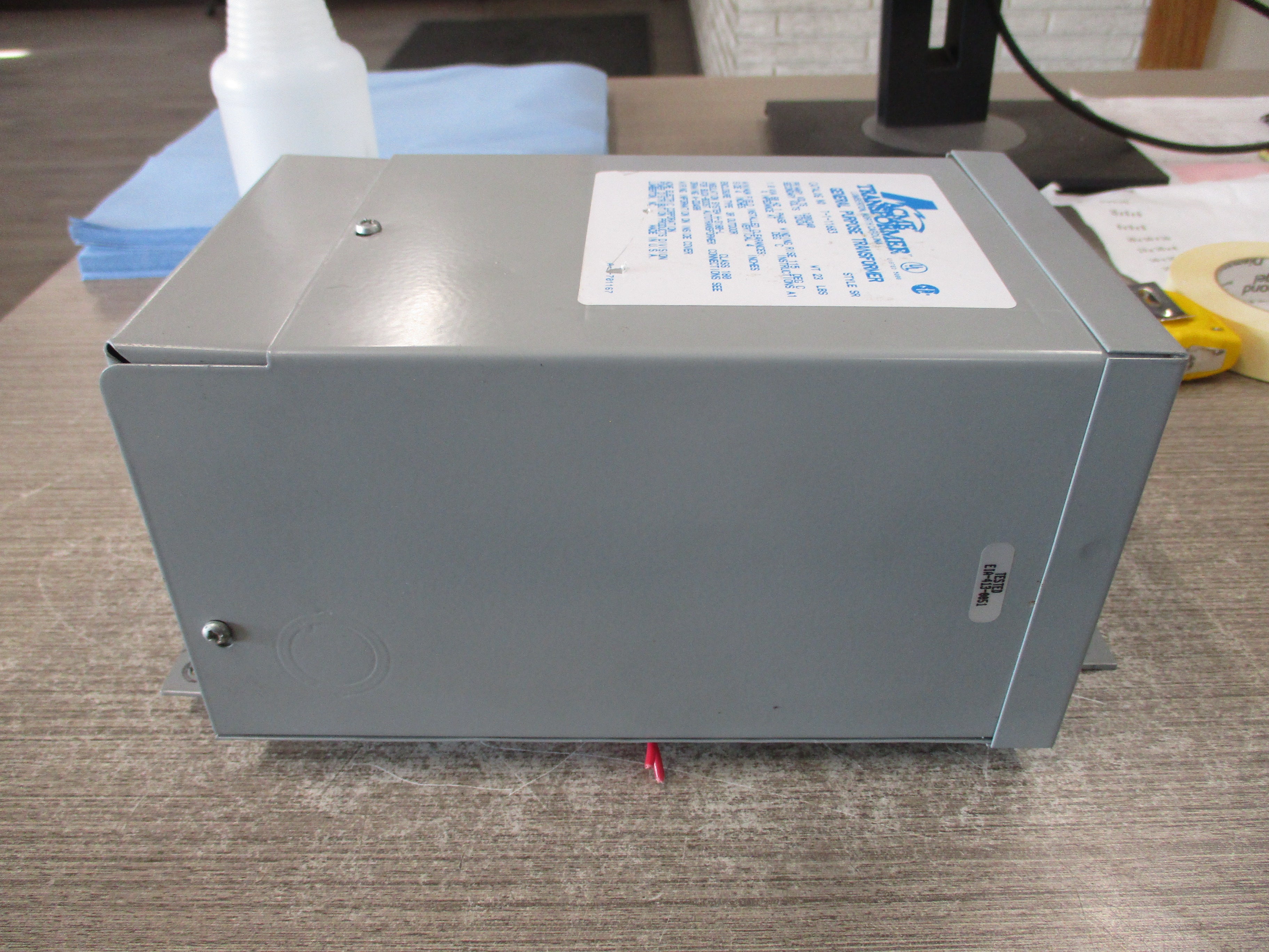 Acme Transformer 3R Transformer T-1-11683 1KVA Pri; 120/240V Sec: 12/24V 60Hz 1Ph Used