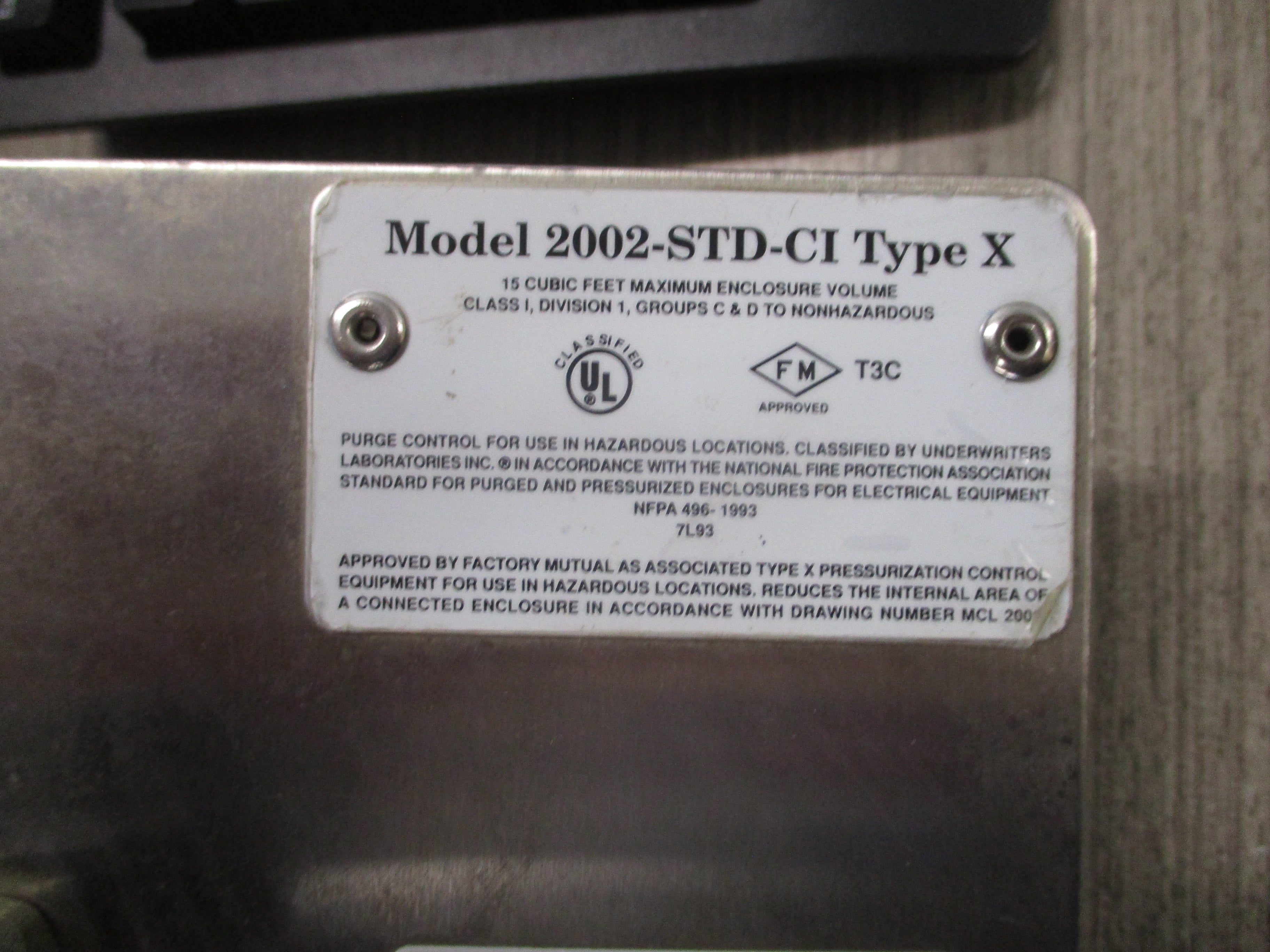 PepperL + Fuchs Type X Rapid Exchange Purge System 2002-STD-CI Used
