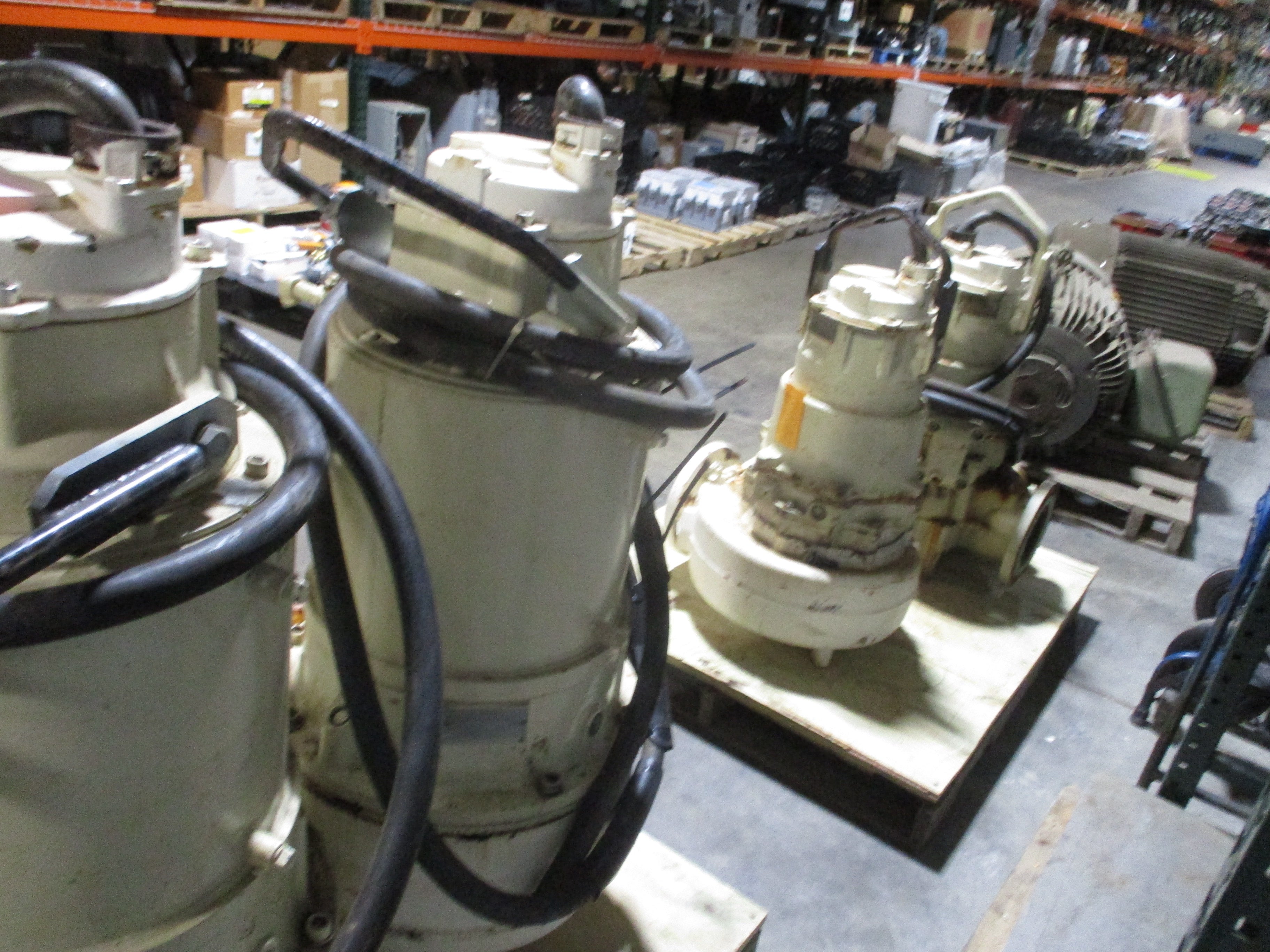 Flygt Submersible Pump 3170.180 30HP 460/230V 1800RPM 60Hz 3Ph Pump Rebuilt: 2/2