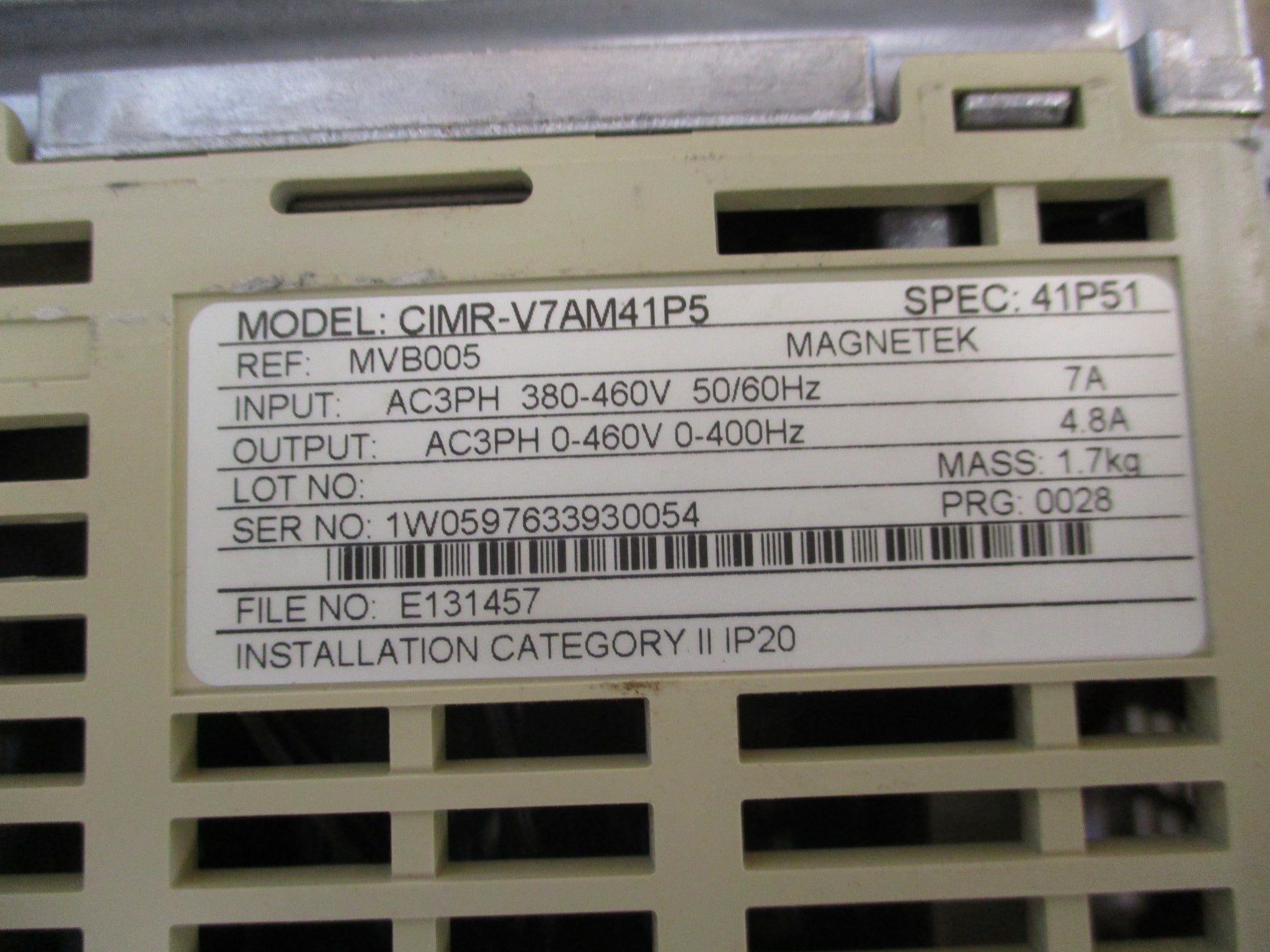 Yaskawa GPD 315/V7 AC Drive CIMR-V7AM41P5 2HP 3Ph Used