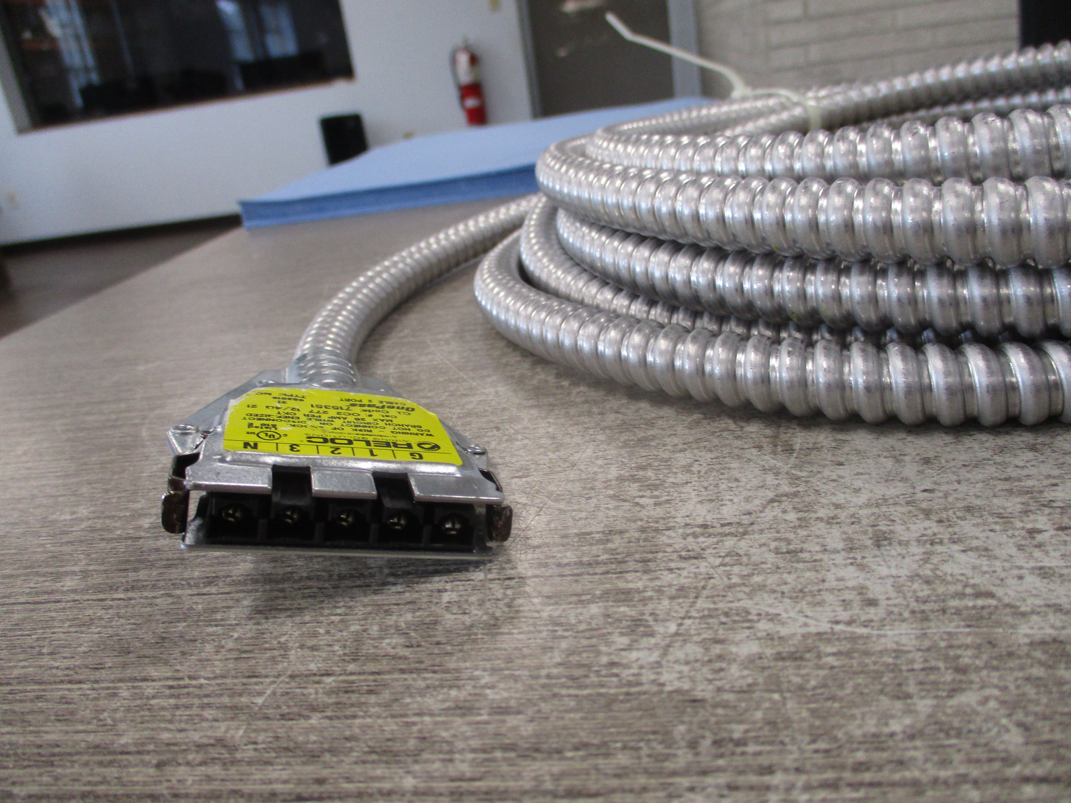 Reloc Onepass Cable OC2 277 12/4G 21 M5 277V 21 Ft *Box Of 5* New Surplus