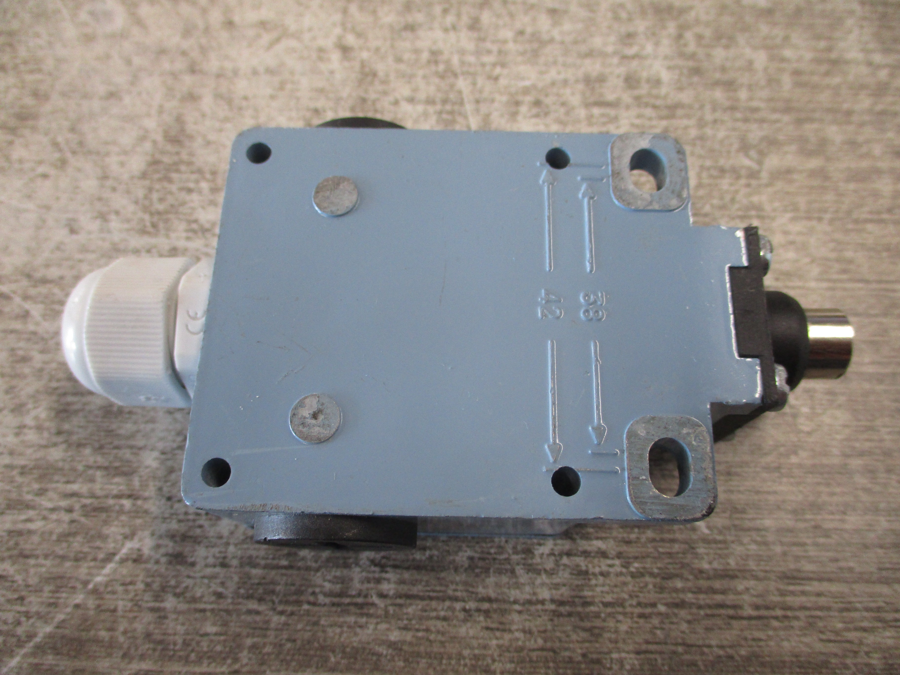TMAZTZ Limit Switch TSA-001 Used