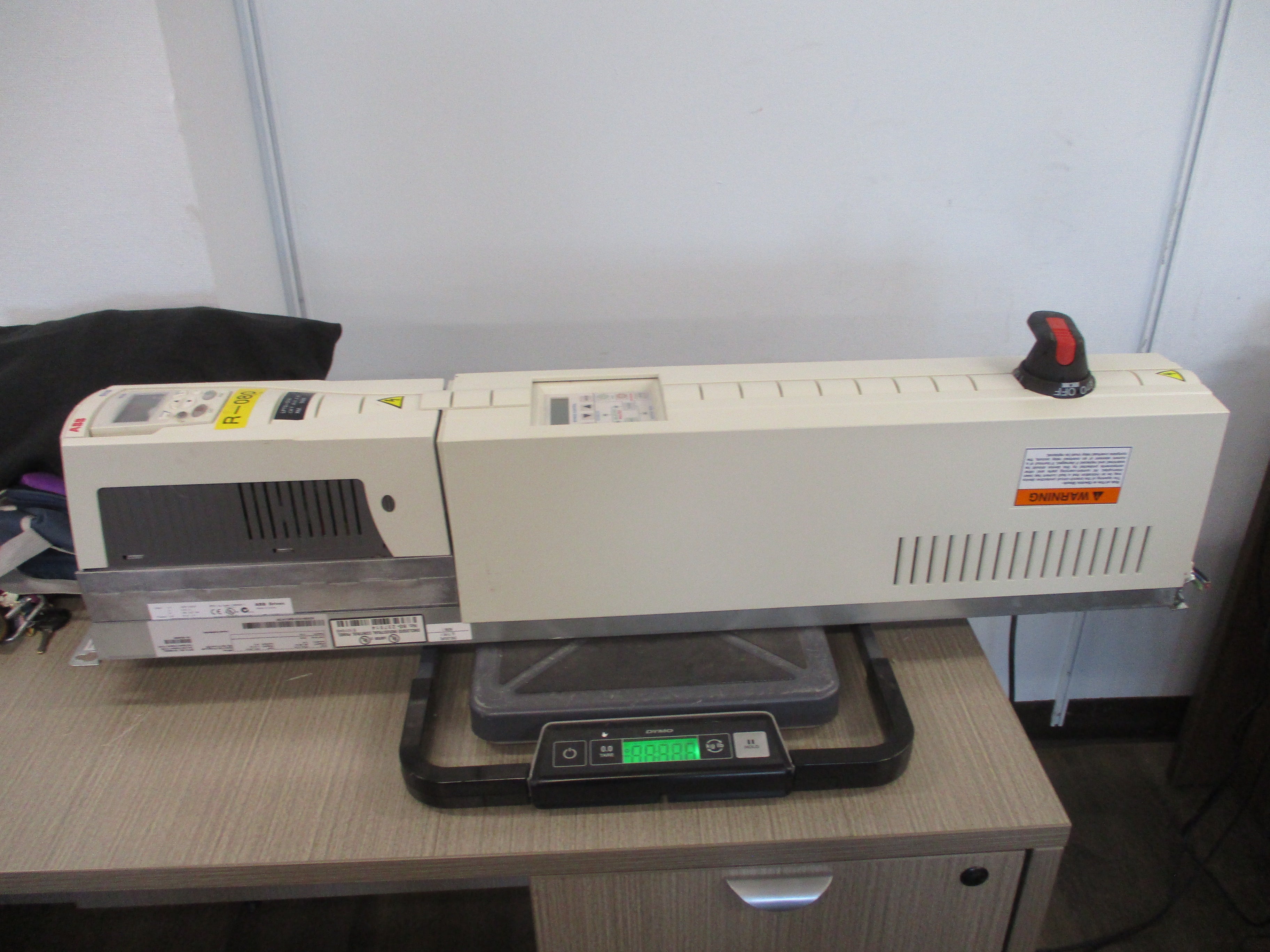 ABB ACH550-AC Drive W/Bypass ACH550-VCR-06A6-2+F267 1.5HP 3Ph Input: 3PH 48-63Hz