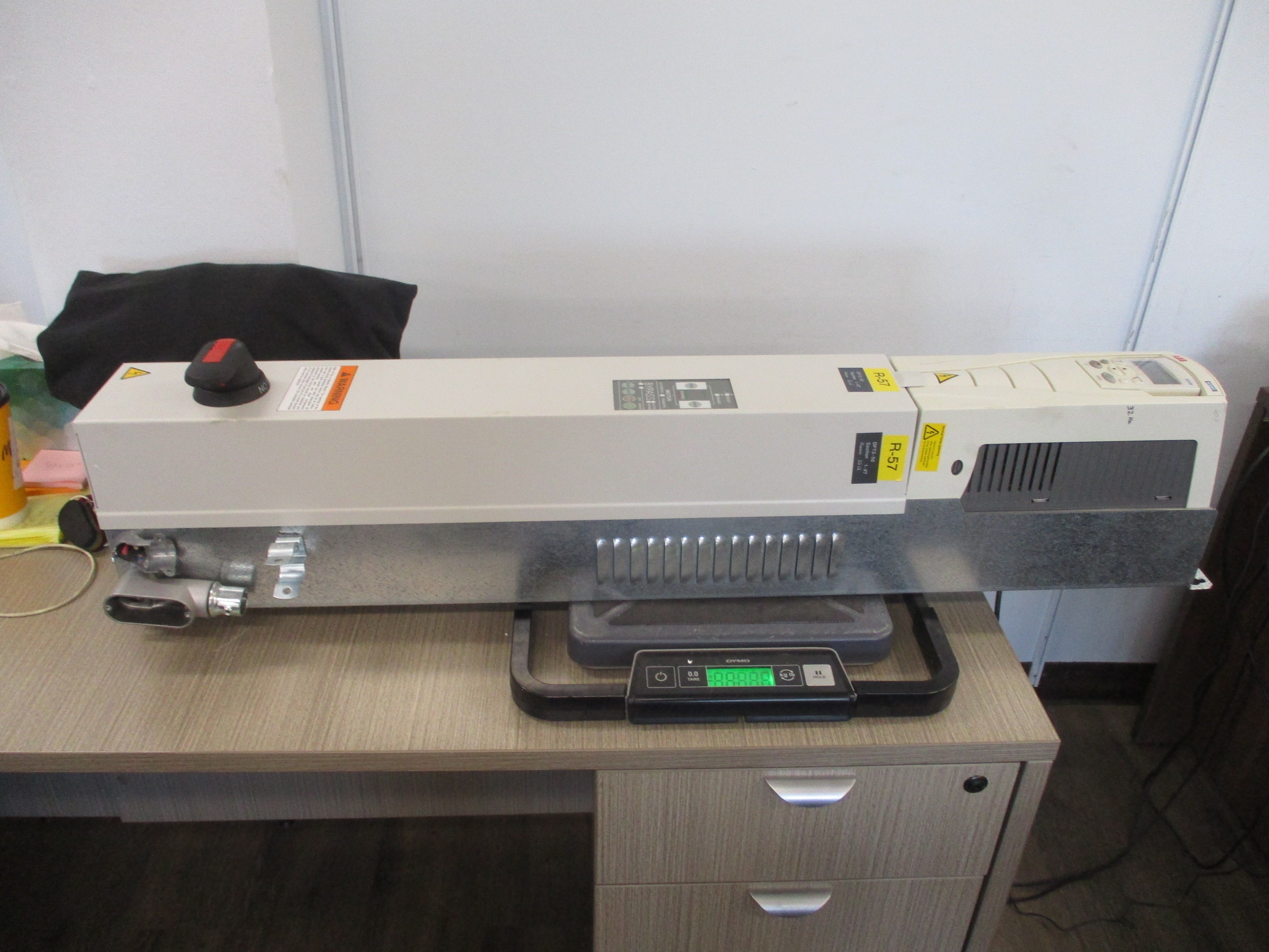 ABB ACH550 AC Drive W/ Bypass ACH550-VC-017A-2+F267 5HP 3Ph Input: 3PH 48-63Hz 2