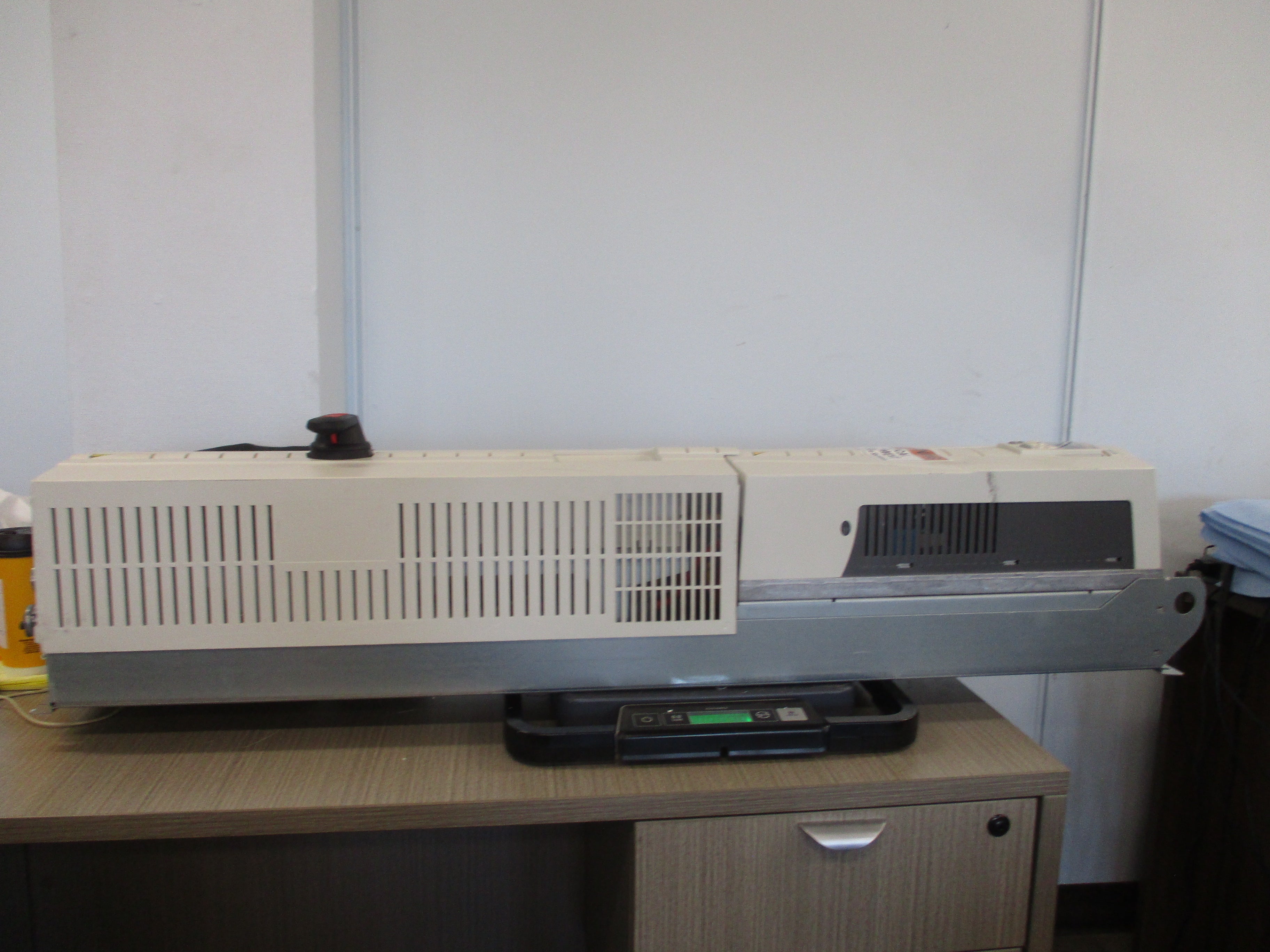 ABB ACH550 AC Drive W/Bypass ACH550-VCR-059A-2+F267 20HP 3Ph Input: 3PH 48-63Hz