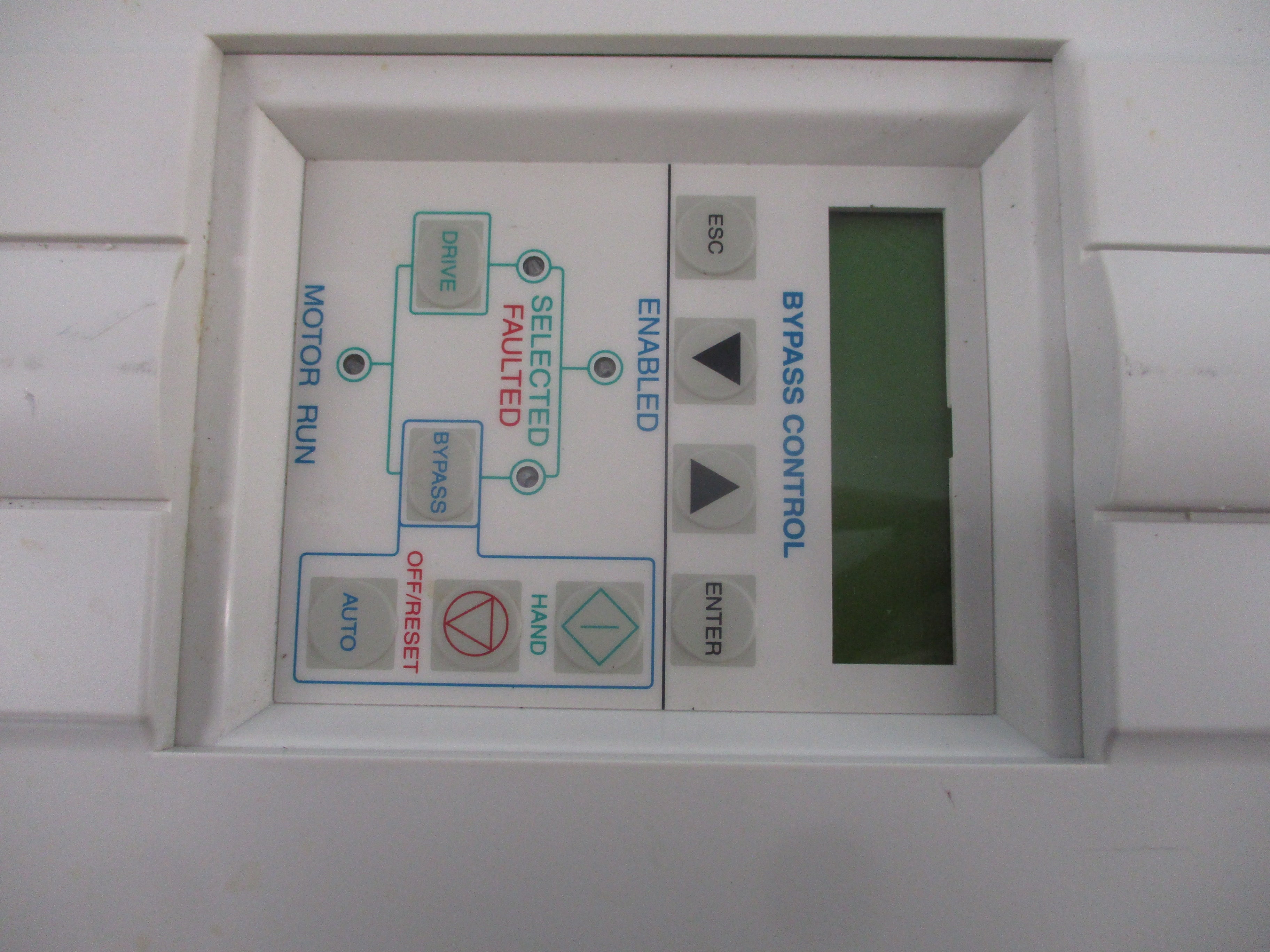 ABB ACH550 AC Drive W/Bypass ACH550-VCR-031A-2+F267 10HP 3Ph Input: 3PH 48-63Hz