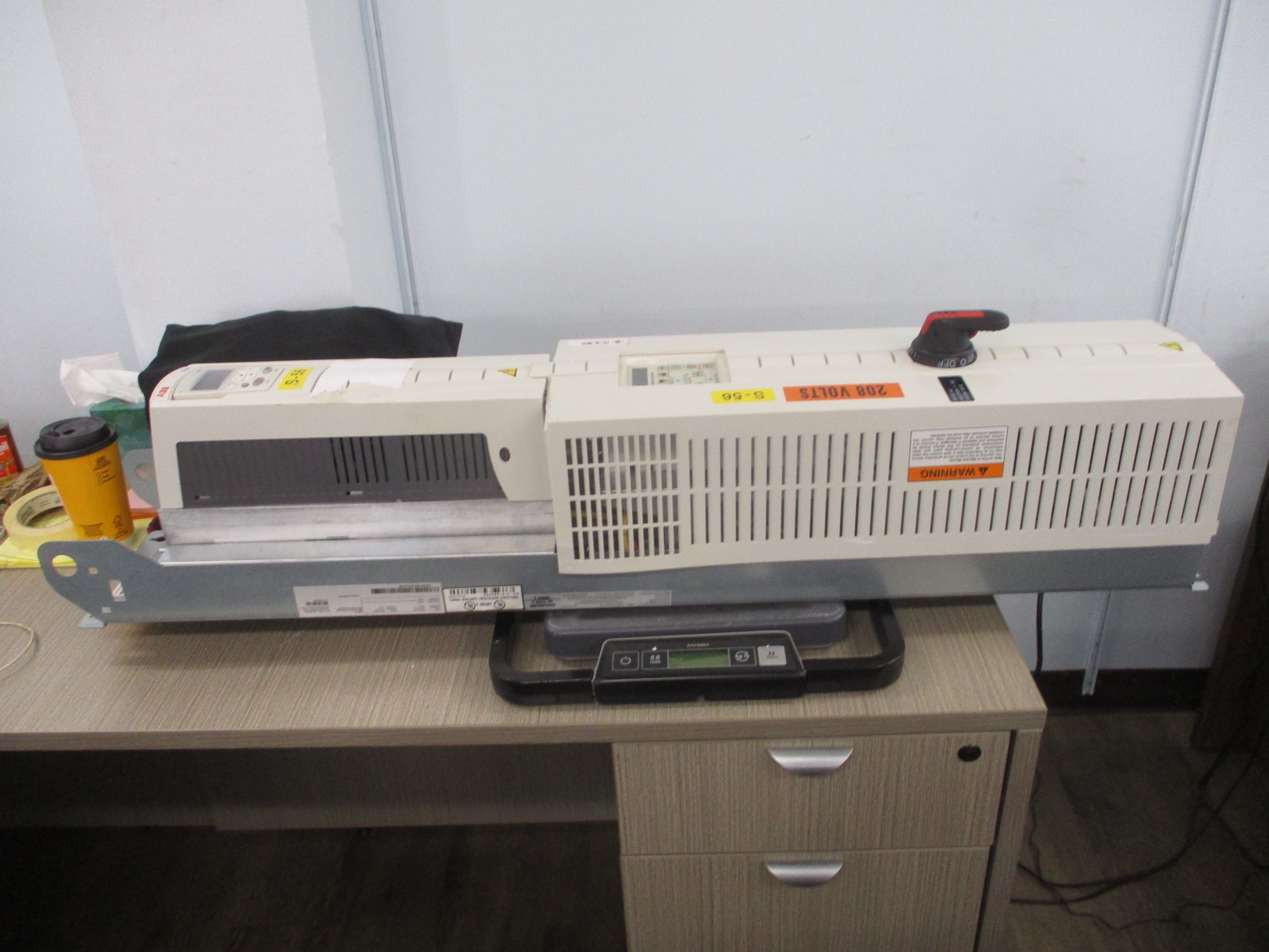 ABB ACH550 AC Drive W/Bypass ACH550-VCR-031A-2+F267 10HP 3Ph Input: 3PH 48-63Hz