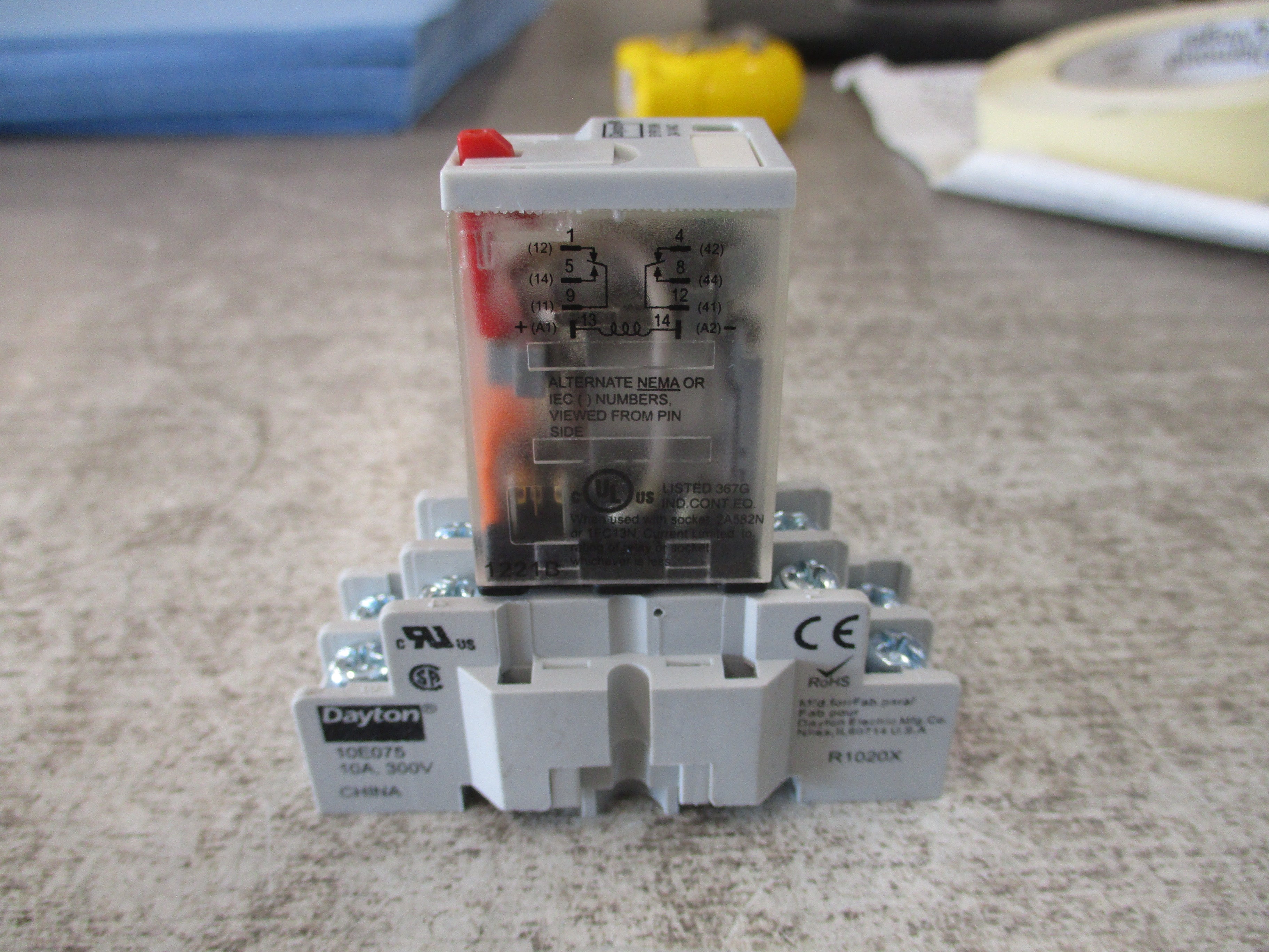 Dayton Relay 5YR19N 24VAC Coil W/Base Used