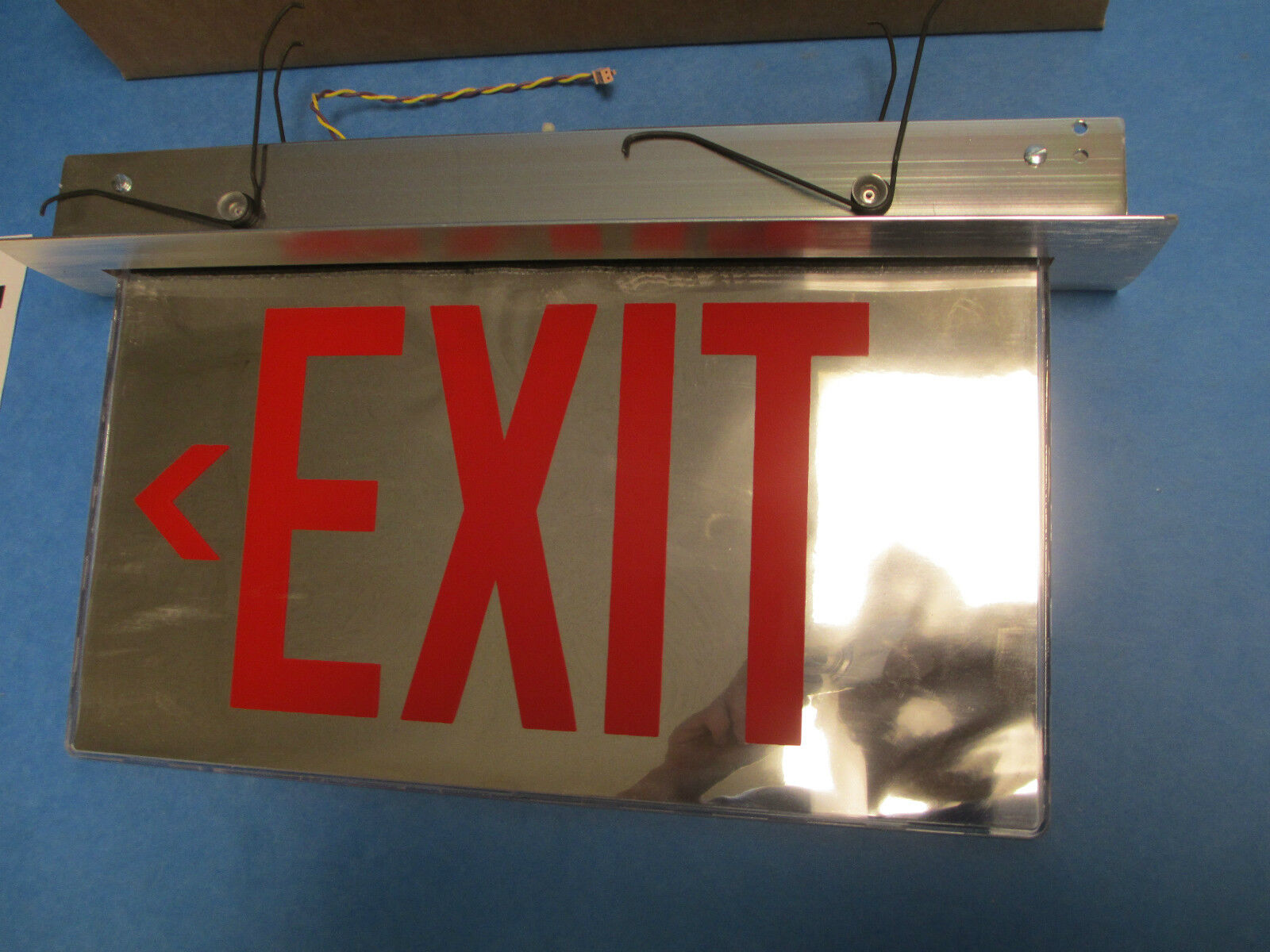 Cooper Sure-Lights ES Series LED Edge-Lit Exit Sign *New In Box*