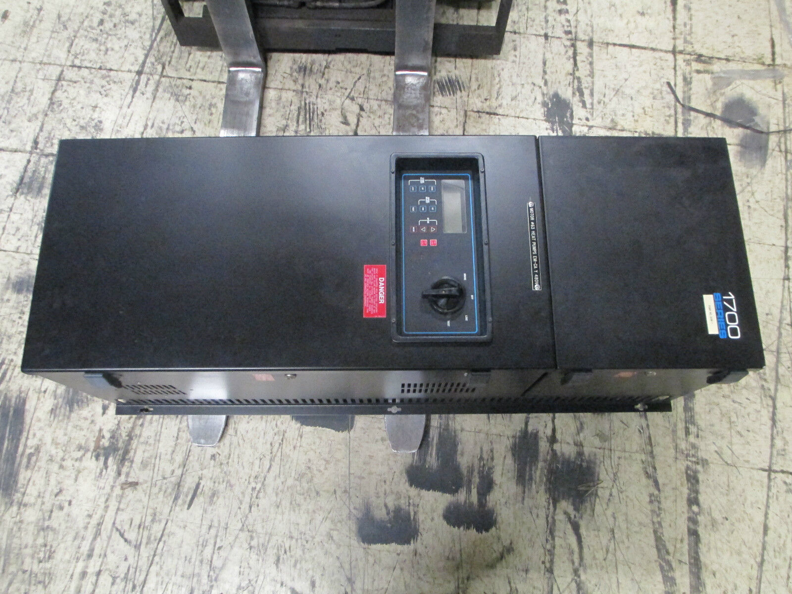 Graham AC Drive 1700 Series, 1703AFC40H, 460V 53A 42.2KVA 40HP Used