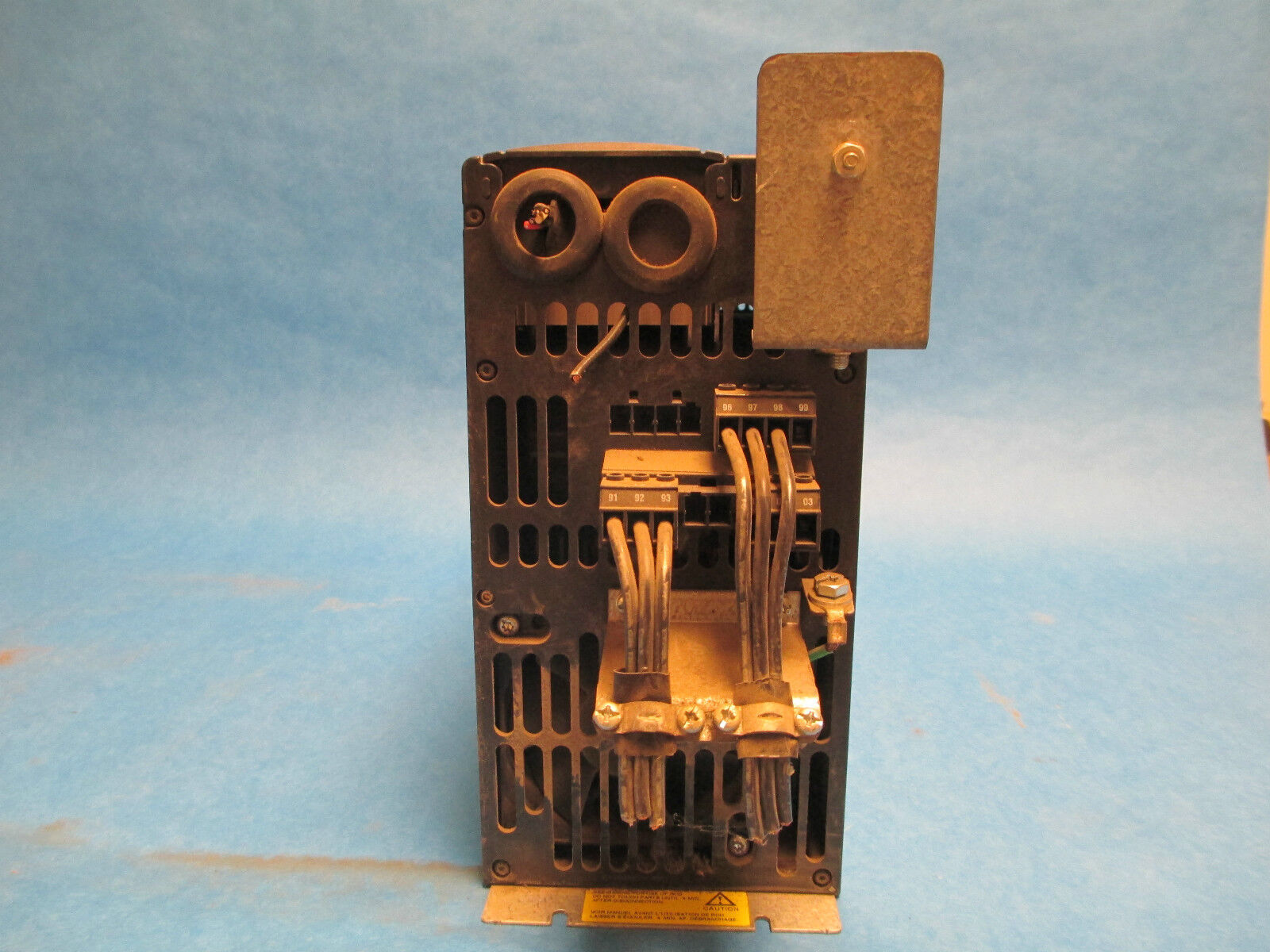 Danfoss VLT 5006 AC Drive P T2 B20 ST RO DL, 5HP 200-240V