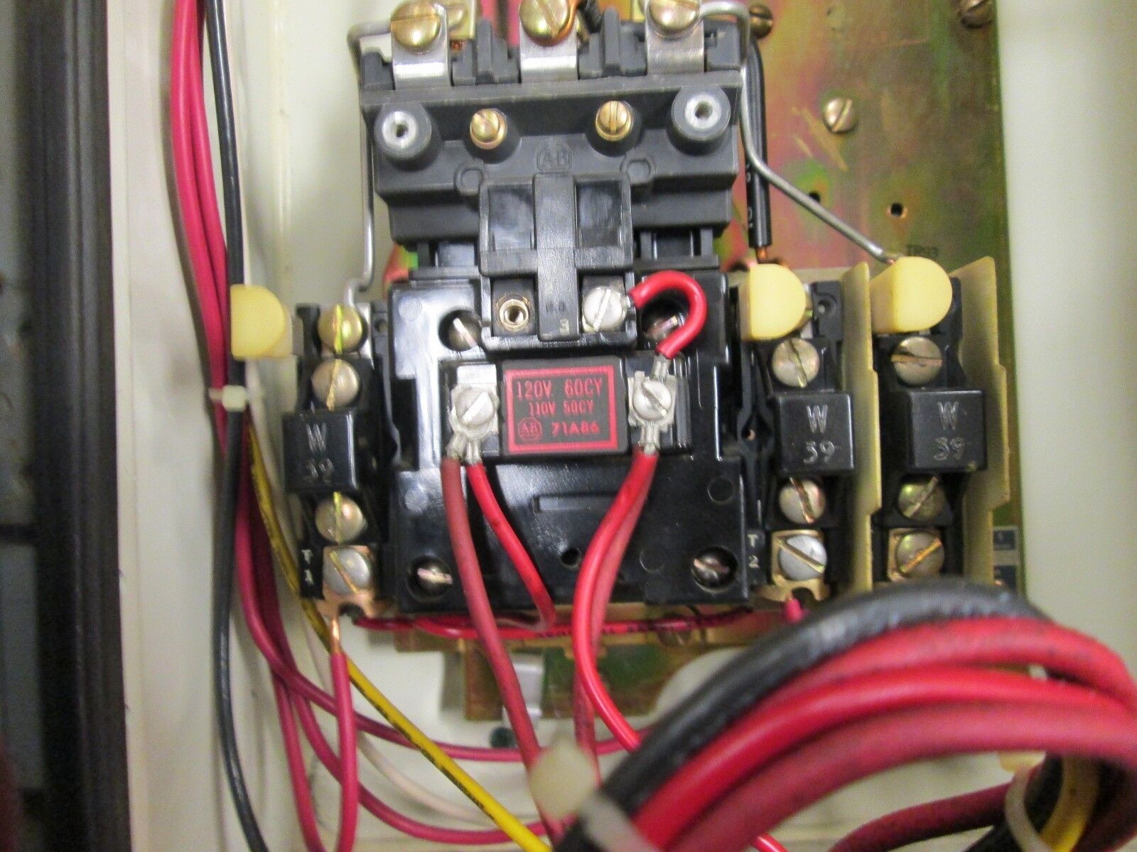 Allen Bradley Combination Size 1 Fusible, 712-BJB6906 Used