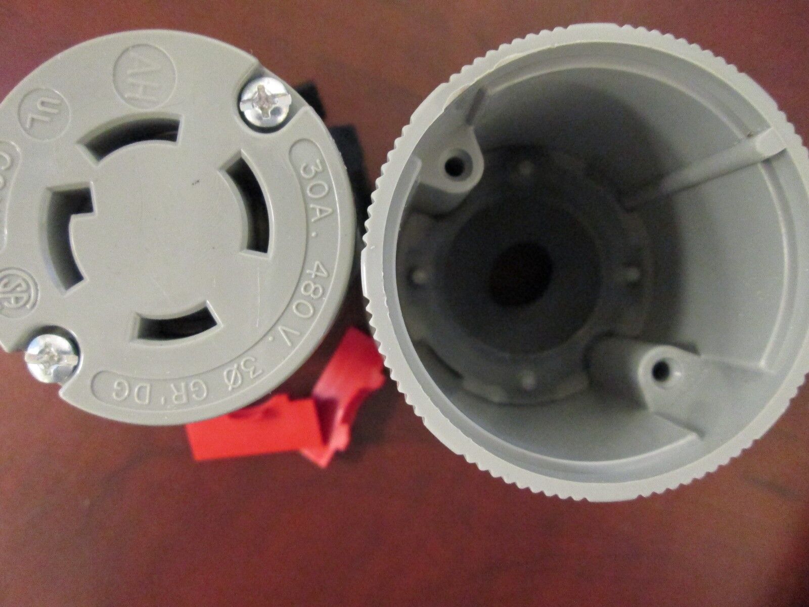 Arrow Hart Connector 6534 30 A 480 V 3 Ph 3 Pole 4 Wire