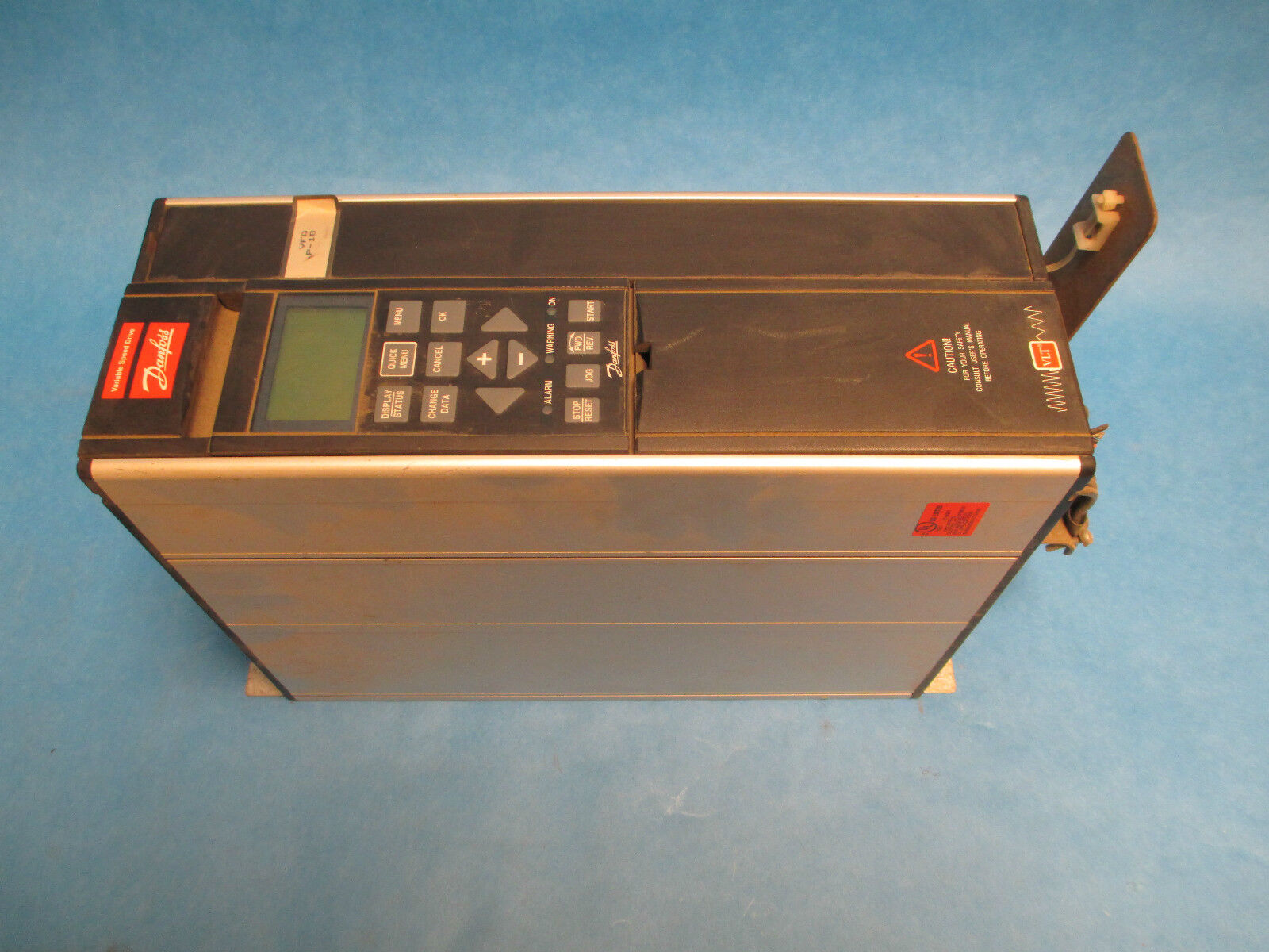 Danfoss VLT 5006 AC Drive P T2 B20 ST RO DL, 5HP 200-240V