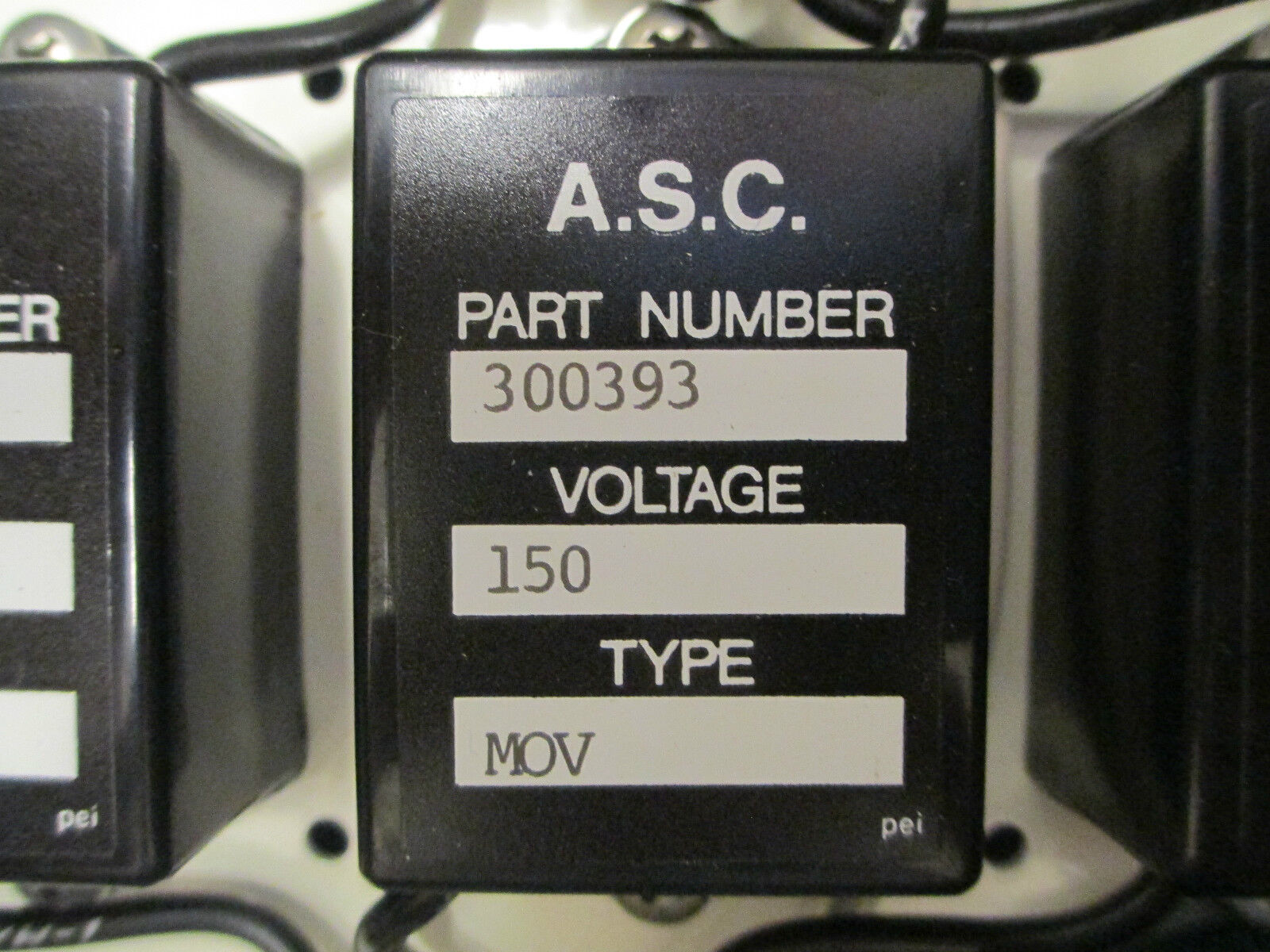 Unisys Transient Voltage Suppressor 57-5303-607, 120/208V 3PH 47-63Hz