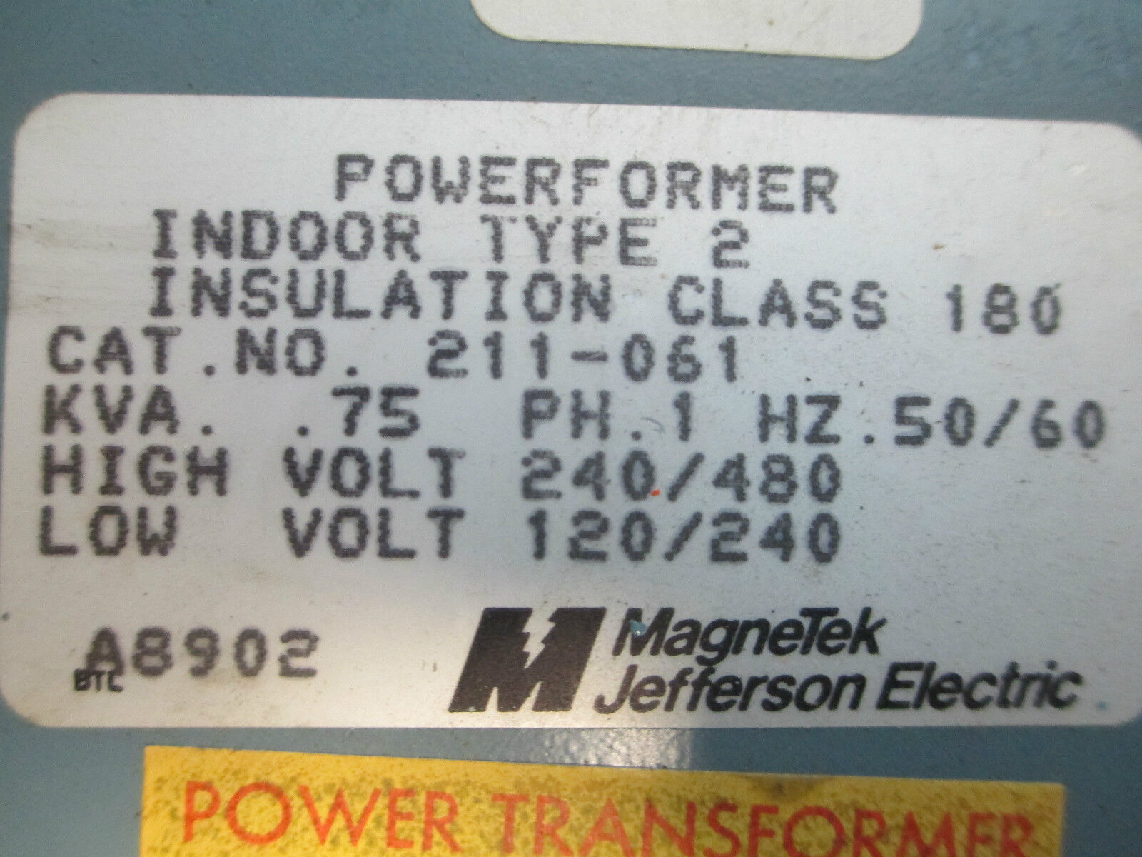 Jefferson Powerformer 211-061, .75 KVA 240/480V Pri. 120/240V Sec.