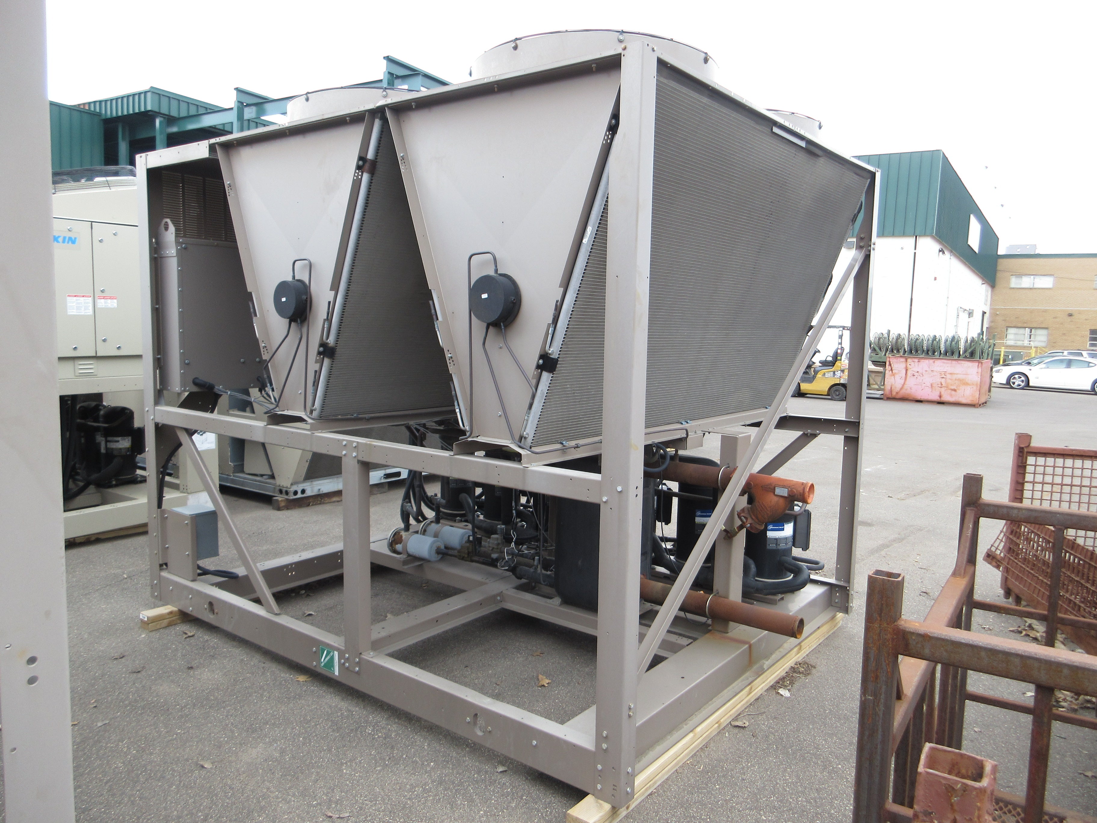 York YLAA Scroll Air Cooled Chiller YLAA0070SE46XCB 70 ton 460V 3Ph R410A Used