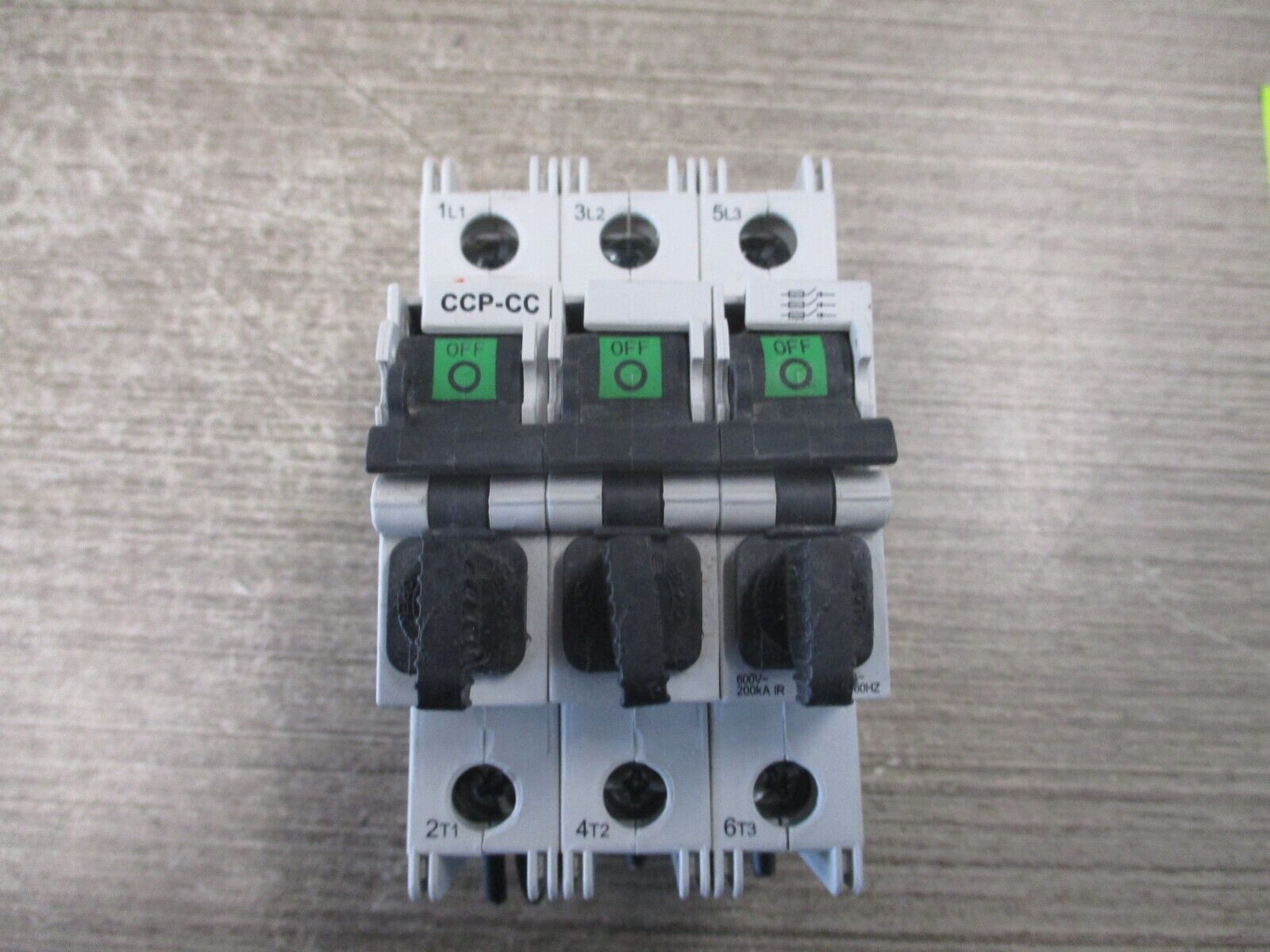 Cooper Bussmann Fusible Disconnect CCP-3-30CC 30A 600V 3P Used