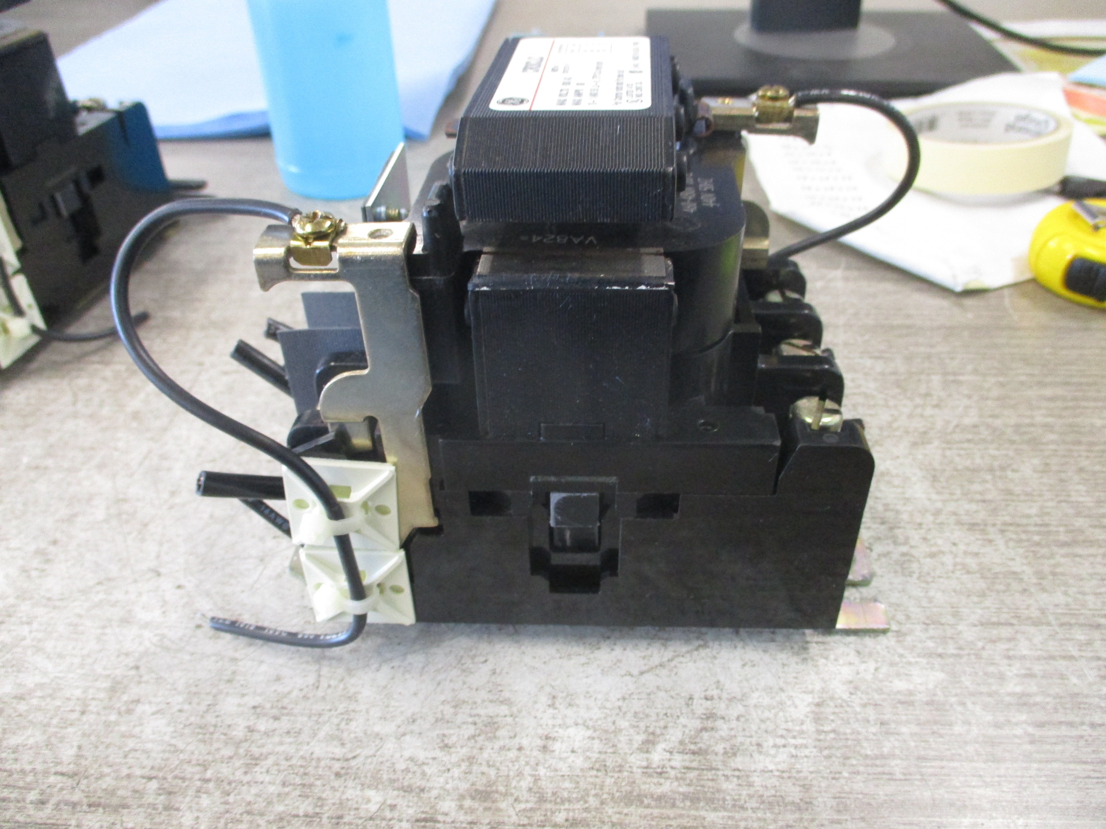 Russelectric Automatic Transfer Switch w/ Bypass RTS03-ABLB1003BMF1-RPTCS05 Used