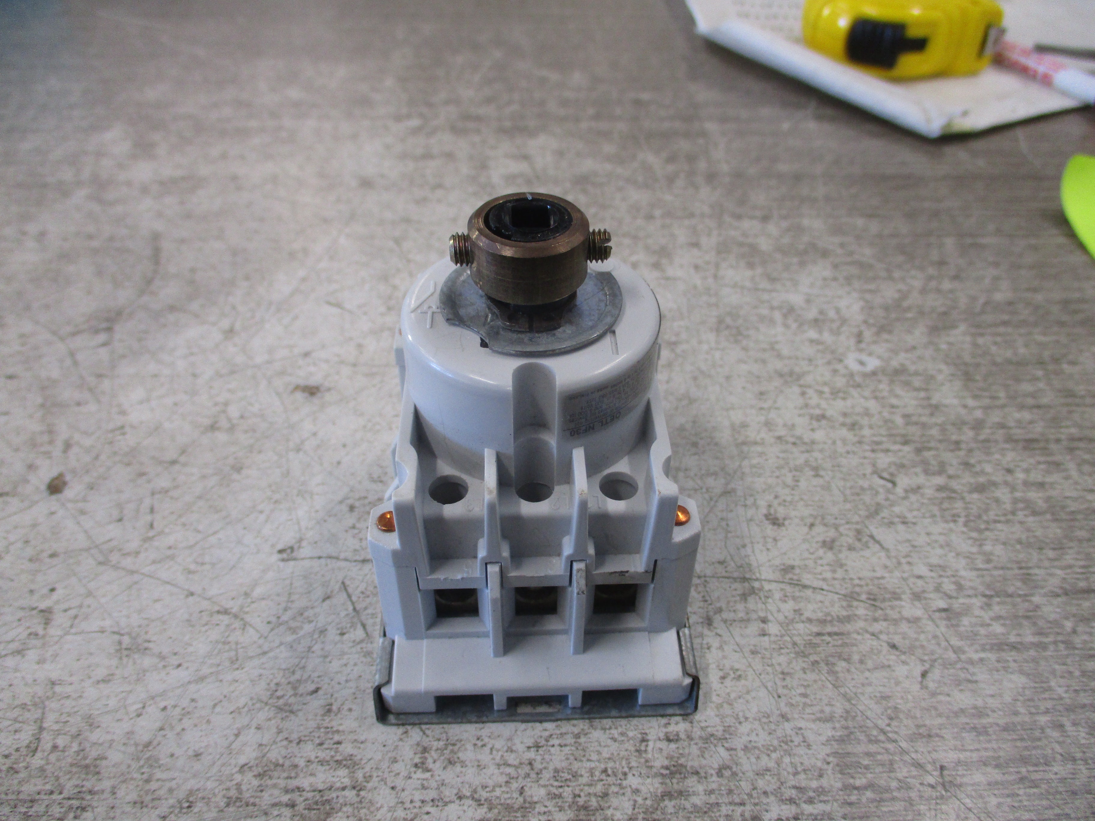 ABB Disconnect Switch OETL NF30 40A 600V 3P *No Shaft* Used