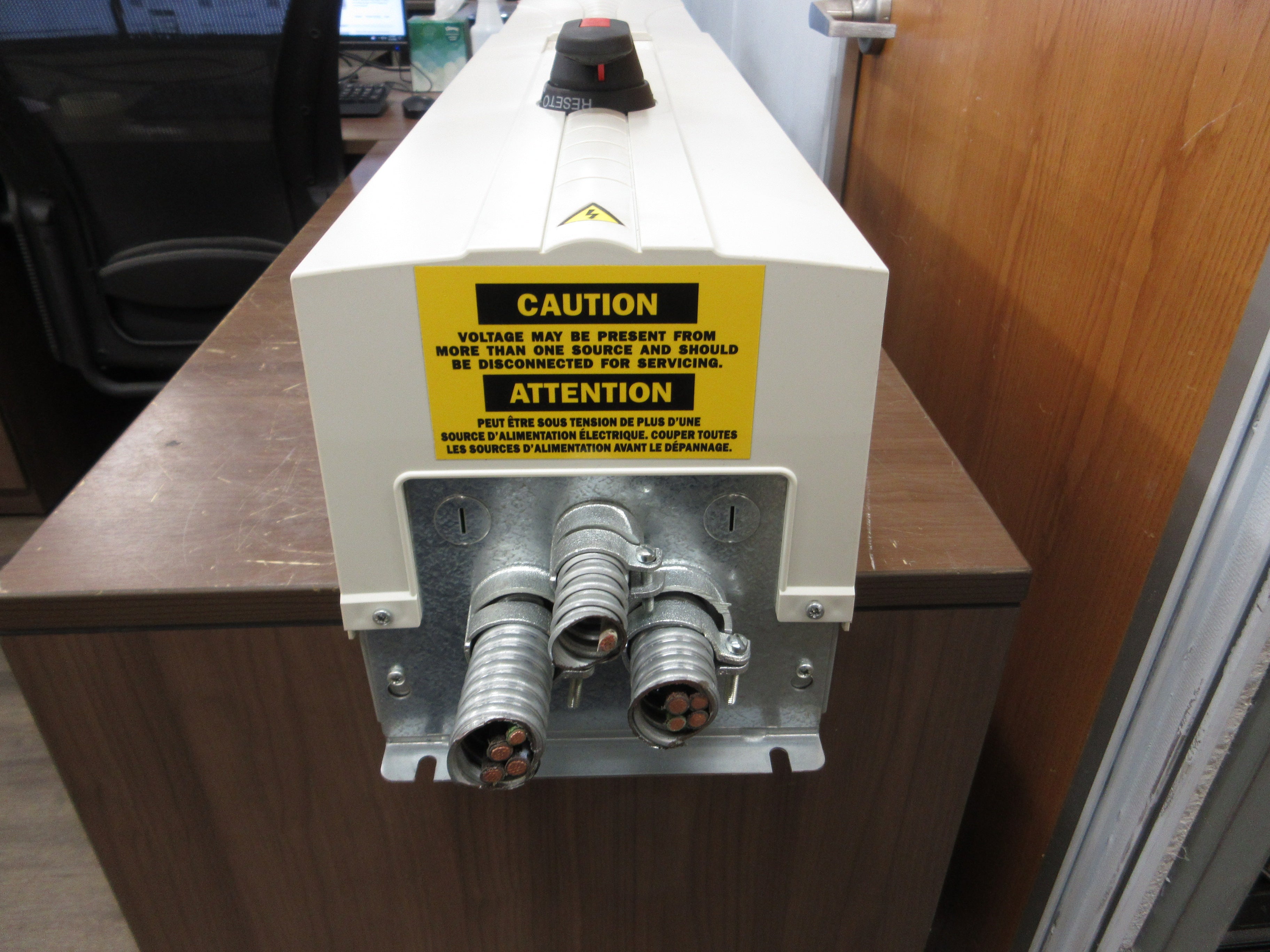 ABB ACH550 AC Drive w/ Bypass ACH550-VCR-046A-2+F267 15HP 3Ph w/ Keypad Used