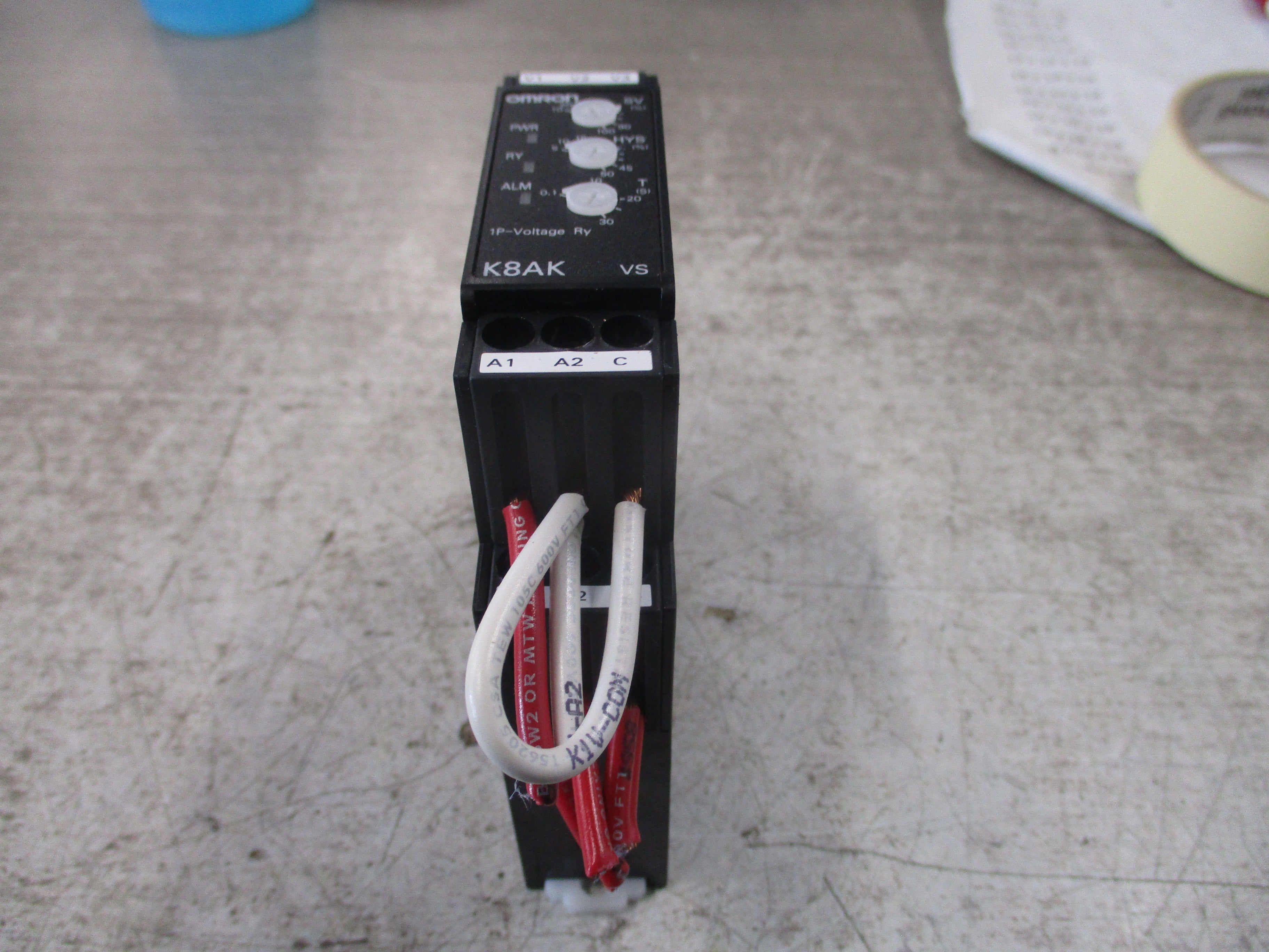 Omron 1Ph Voltage Relay K8AK-VS2 100-240VAC 100-240V 50/60Hz 4.6VA Used