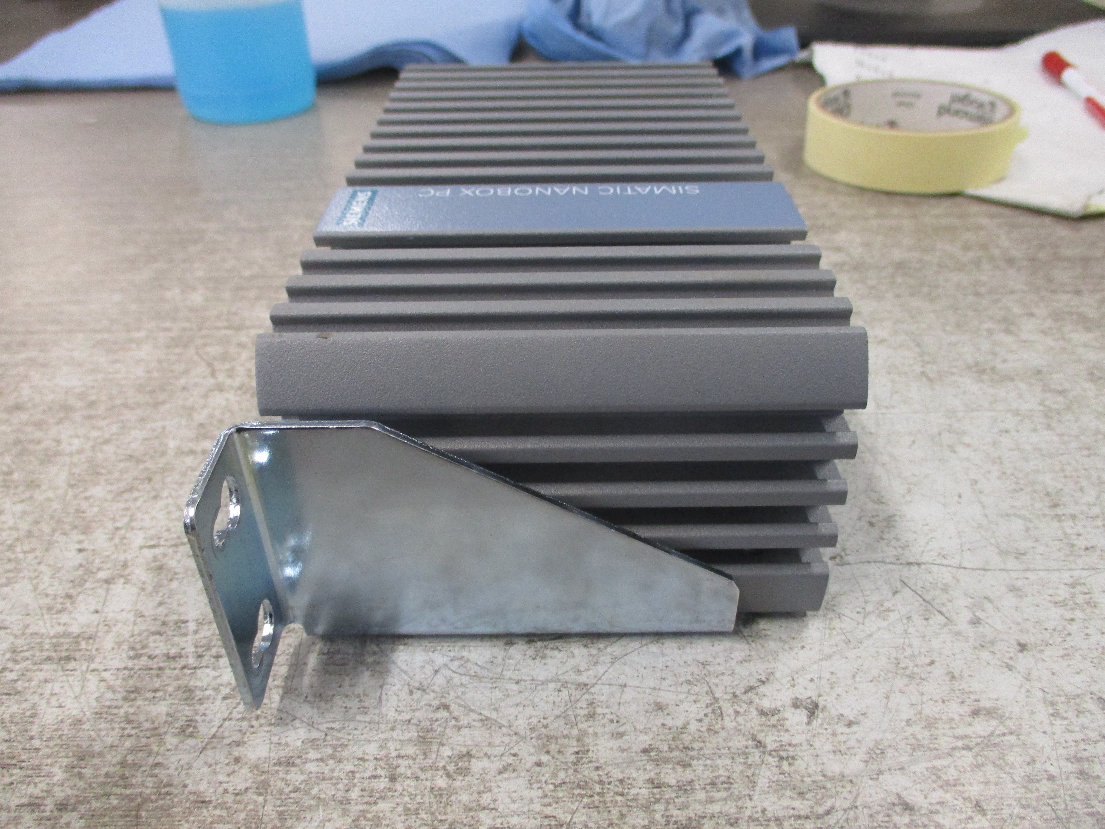 Siemens IPC227E Nano box PC 6ES7647-8BA12-0AA3 Intel Celeron N2807 2GB RAM Used