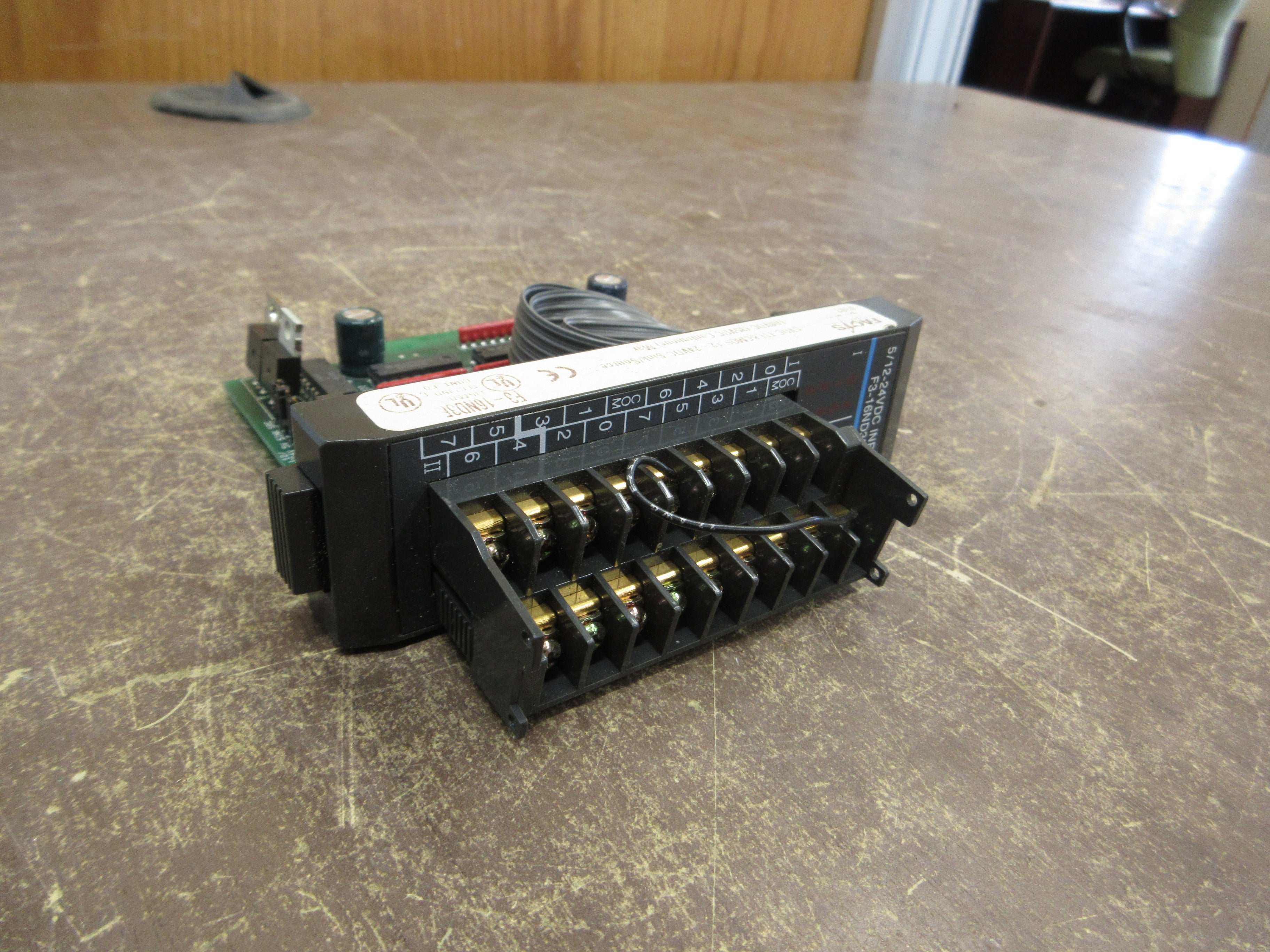 Facts Engineering Sink/Source Input Module F3-16ND3F 12-24VDC Used