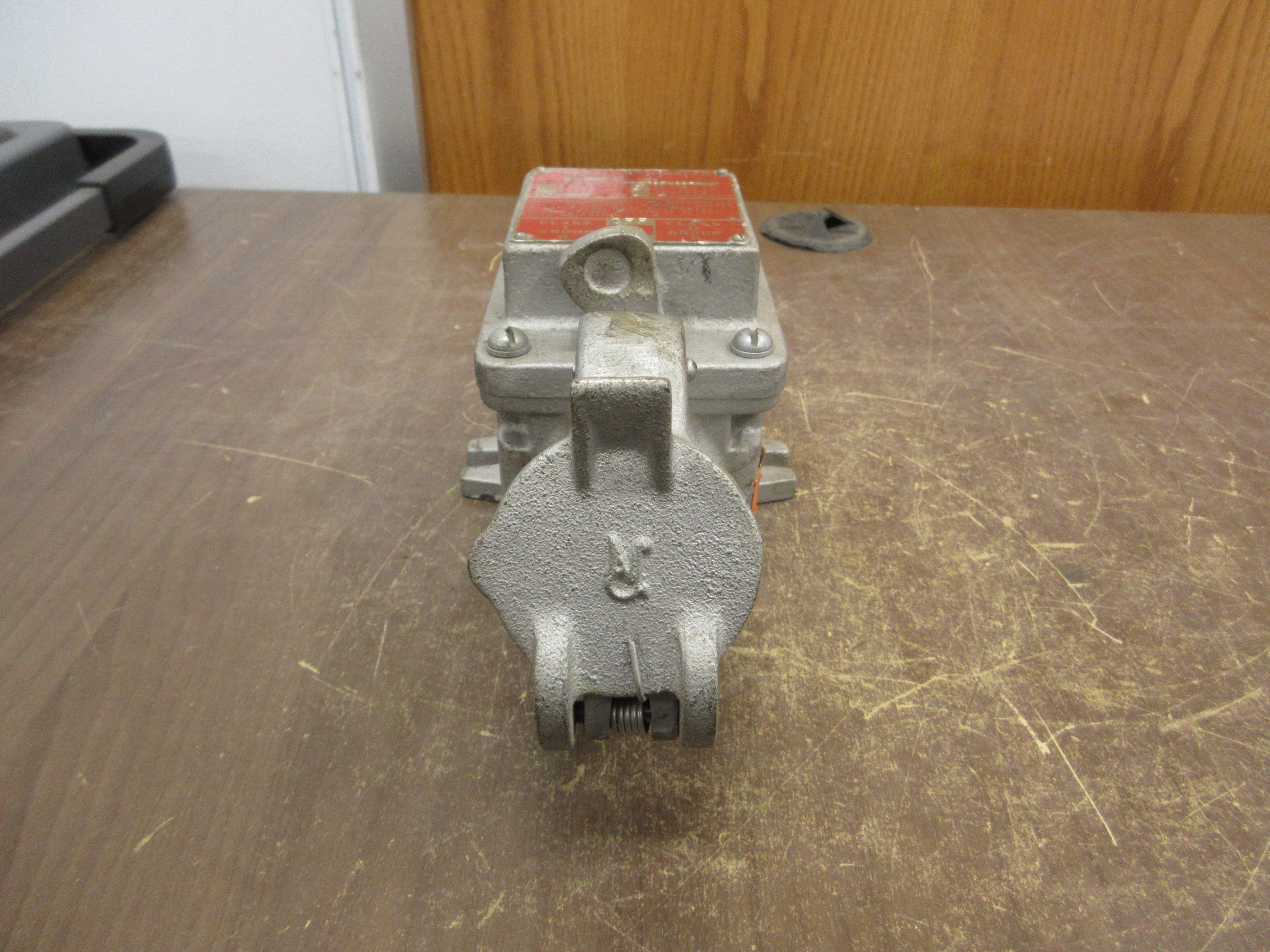 Pyle-National Explosion-Proof Receptacle YXA-23032-G 20A/30A 600V/250V 4P Used
