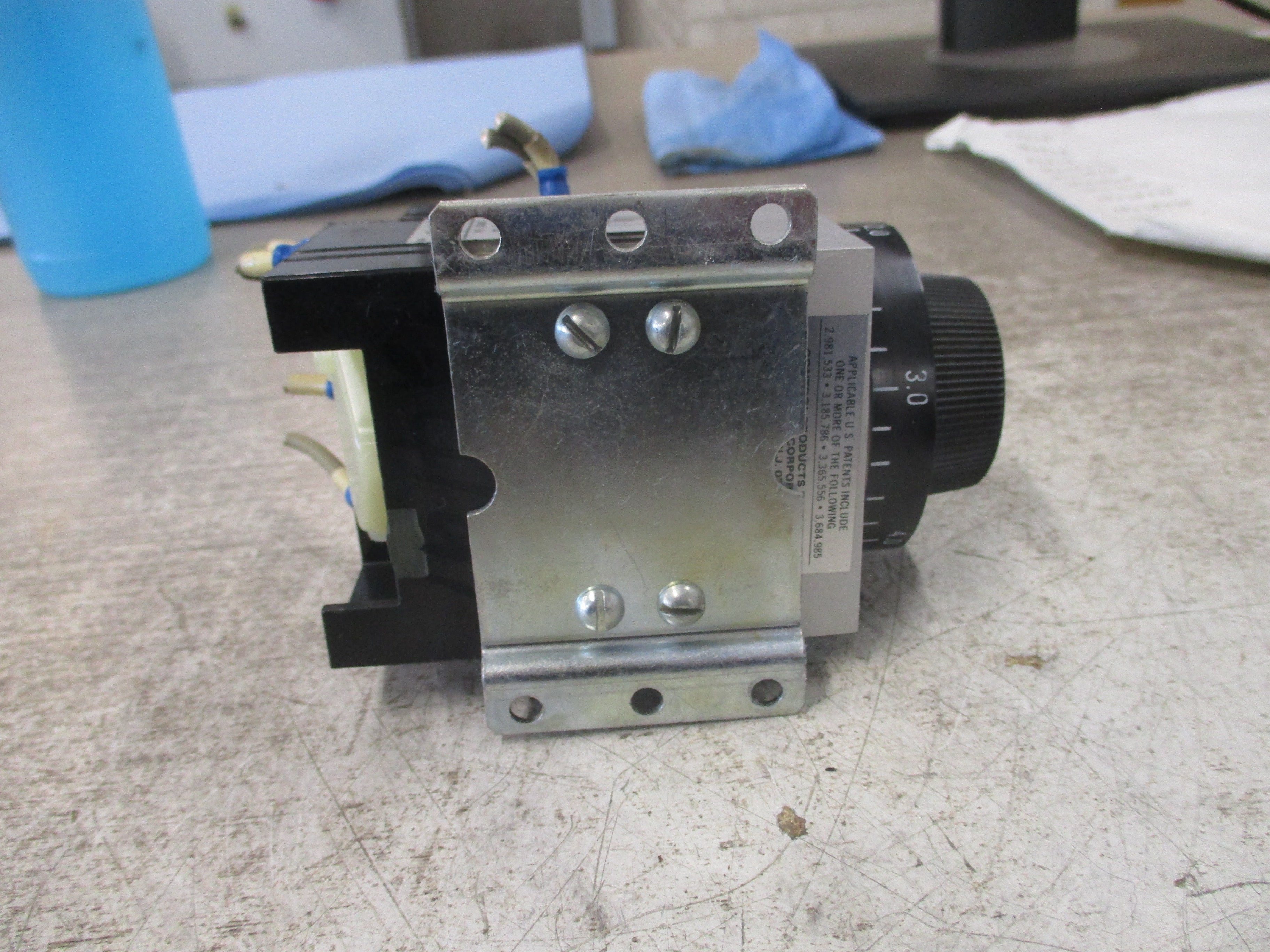 Yaskawa AC Drive CIMR-E7U43P7 5HP 3Ph w/ Keypad *No Cover* Used