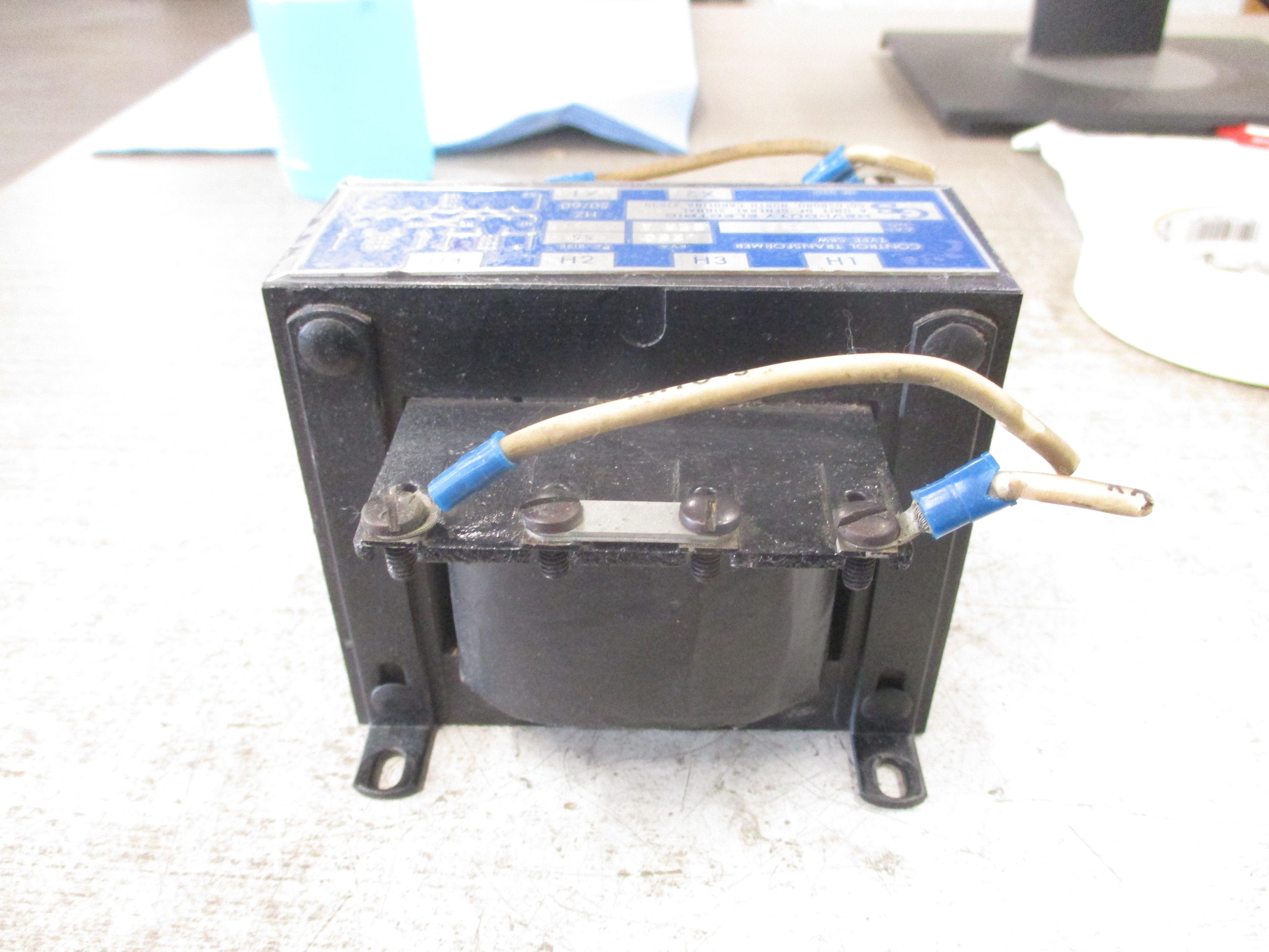 Hevi-Duty Type SBW Control Transformer W250 0.250KVA Pri: 240/480V Sec: 120V
